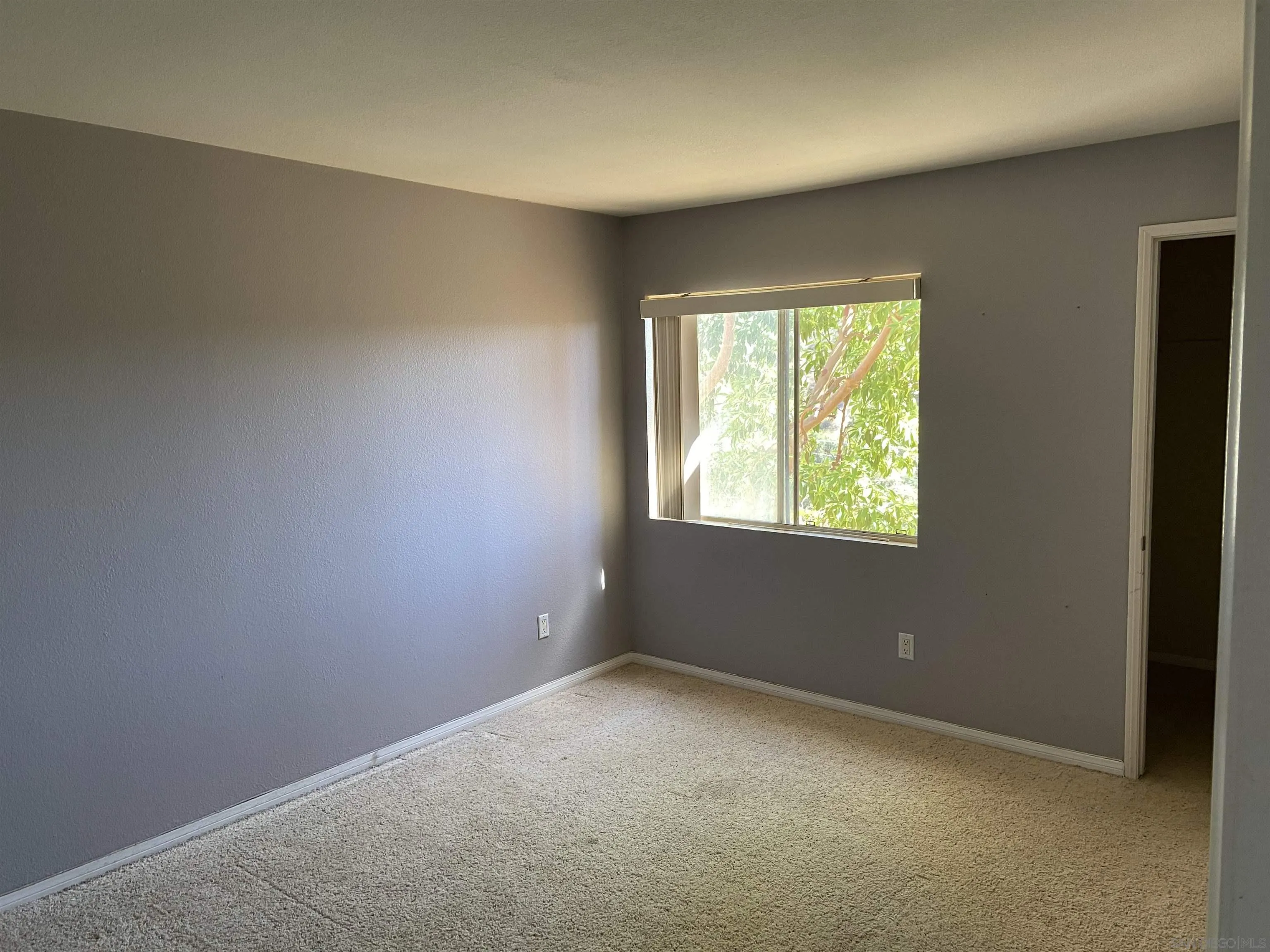 https://cdn.realtyfeed.com/cdn/127/260011602/6bcb6c84840df98f3c2c41726f08b994.webp