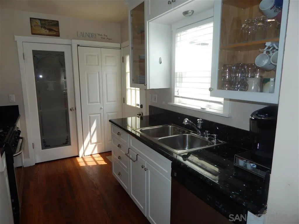 https://cdn.realtyfeed.com/cdn/127/260011603/6abec7962d18269576be49b0924ccdfb.webp