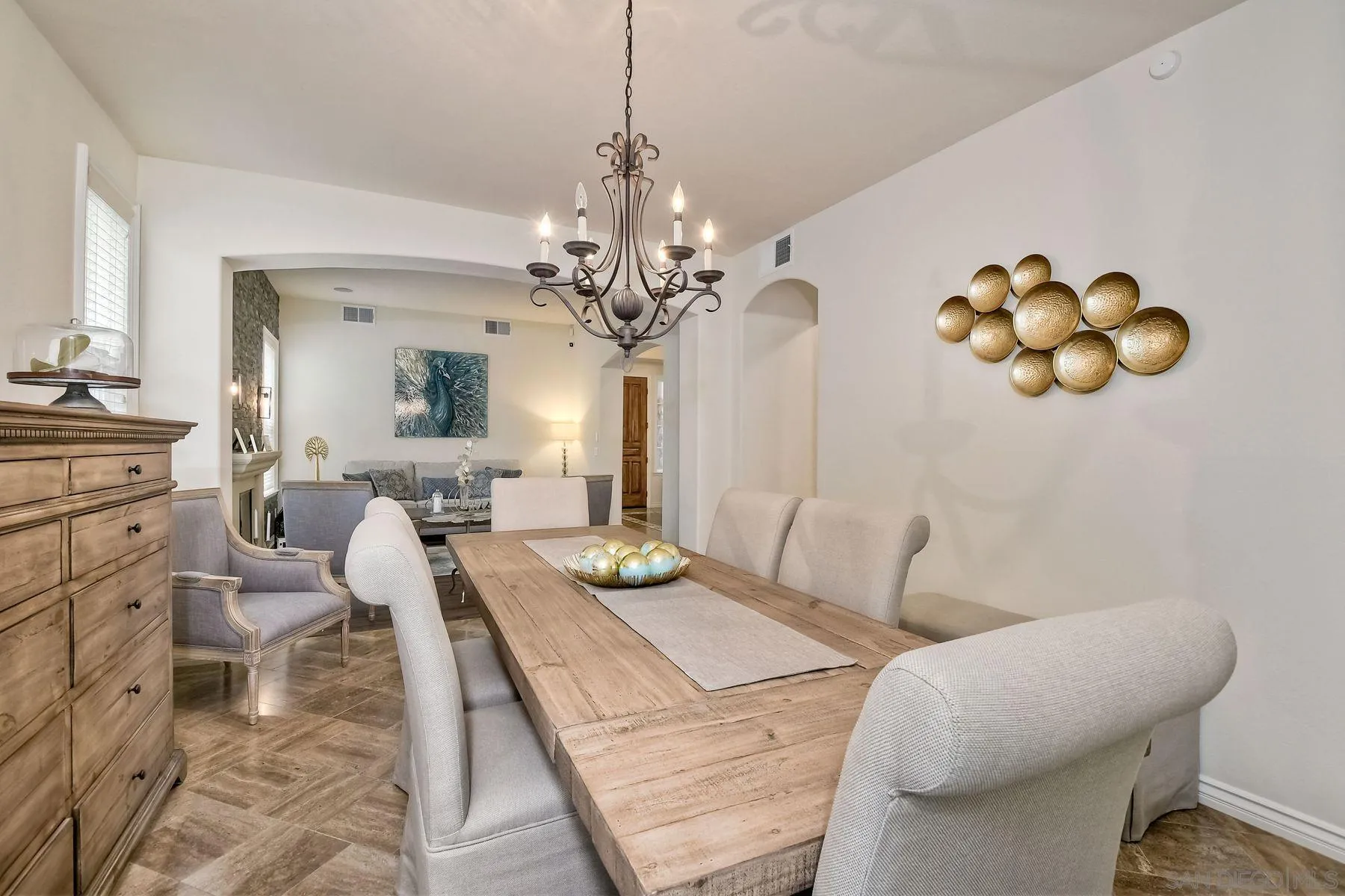 https://cdn.realtyfeed.com/cdn/127/260011605/8ca1acfab8cd051a306a7a14f2a591fc.webp