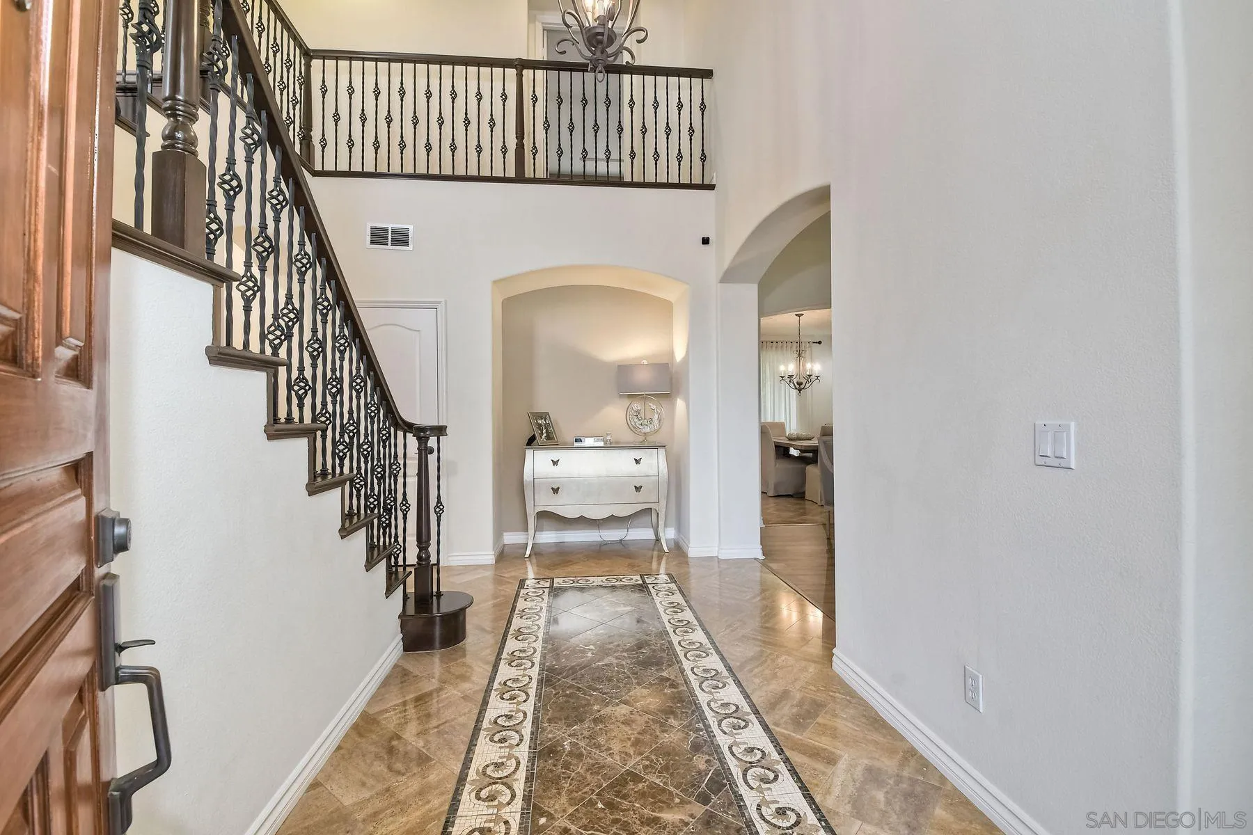 https://cdn.realtyfeed.com/cdn/127/260011605/904560aaa8abff8692d170e313677c48.webp