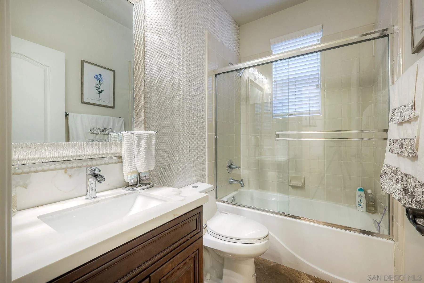 https://cdn.realtyfeed.com/cdn/127/260011605/a6aef83da4a3af928b2c2289f816f859.webp