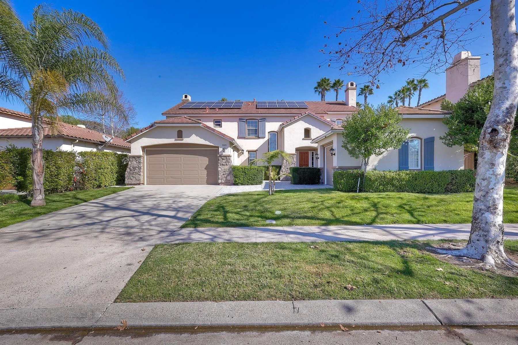 https://cdn.realtyfeed.com/cdn/127/260011605/ce19a88d6ac2fd1f8727556ddf93a3b4.webp