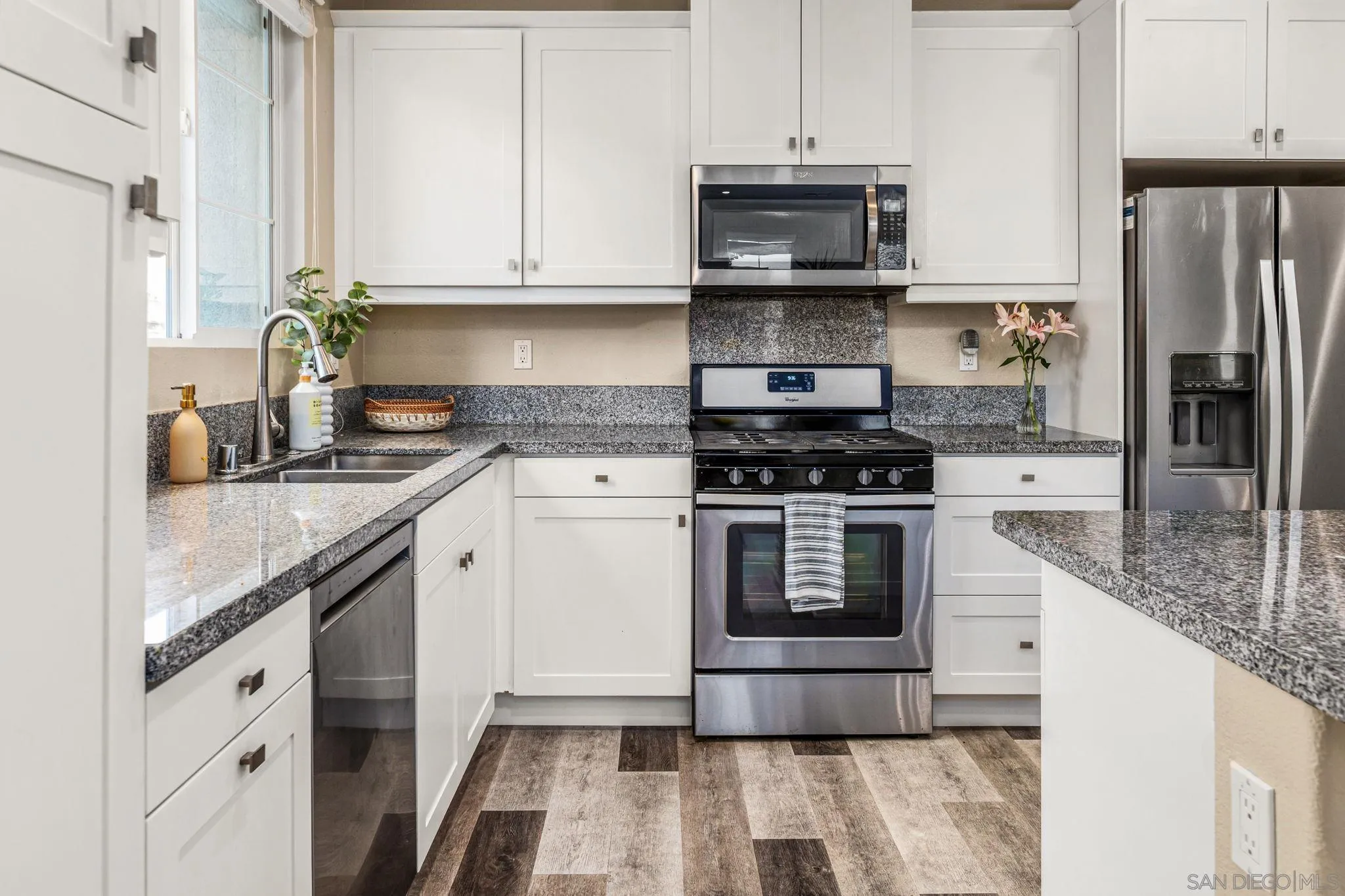 https://cdn.realtyfeed.com/cdn/127/260011607/c039c9fd67911b44db56d04da7669205.webp