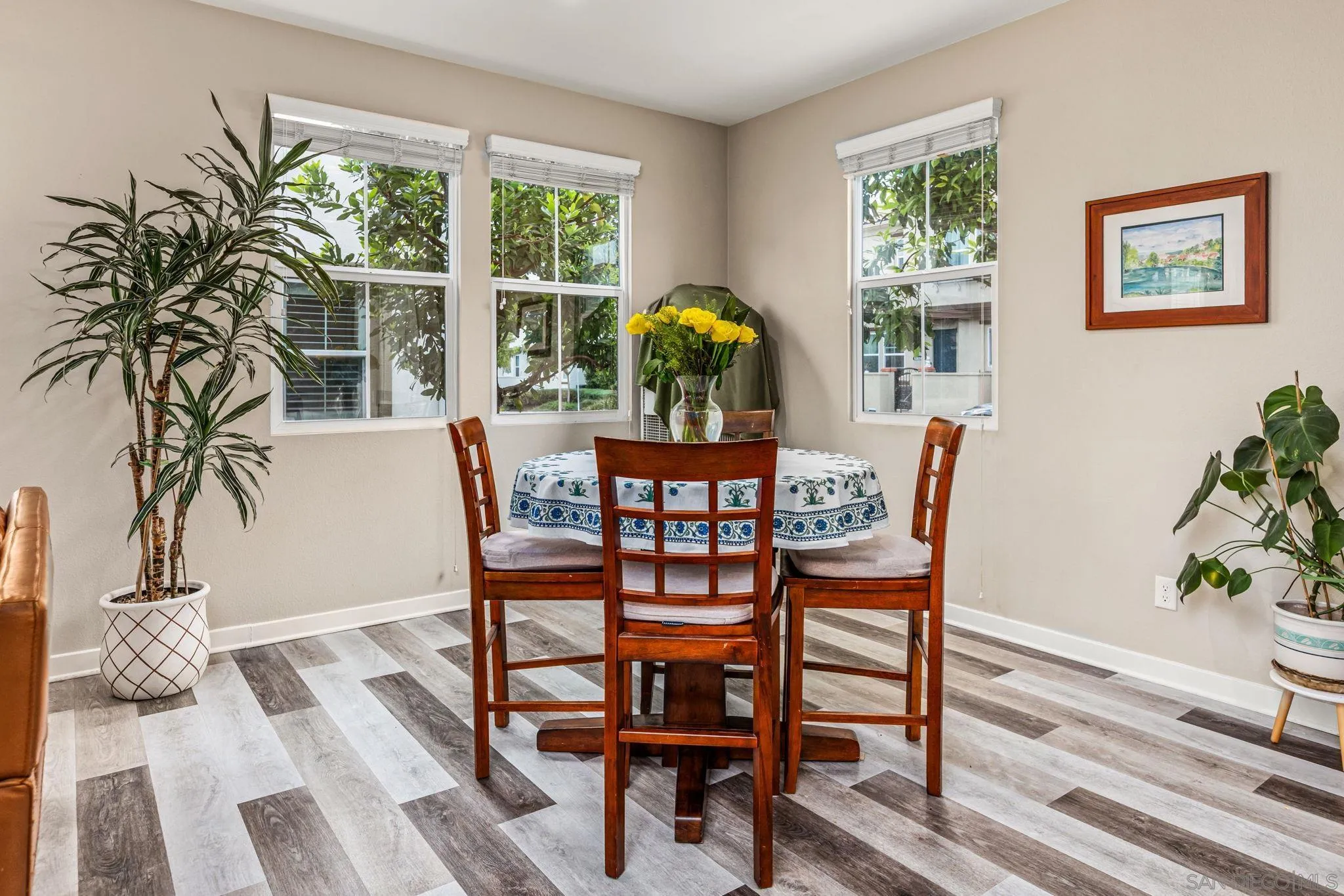 https://cdn.realtyfeed.com/cdn/127/260011607/d40fd1a7d80fd8f15c510b39ae66a1f9.webp