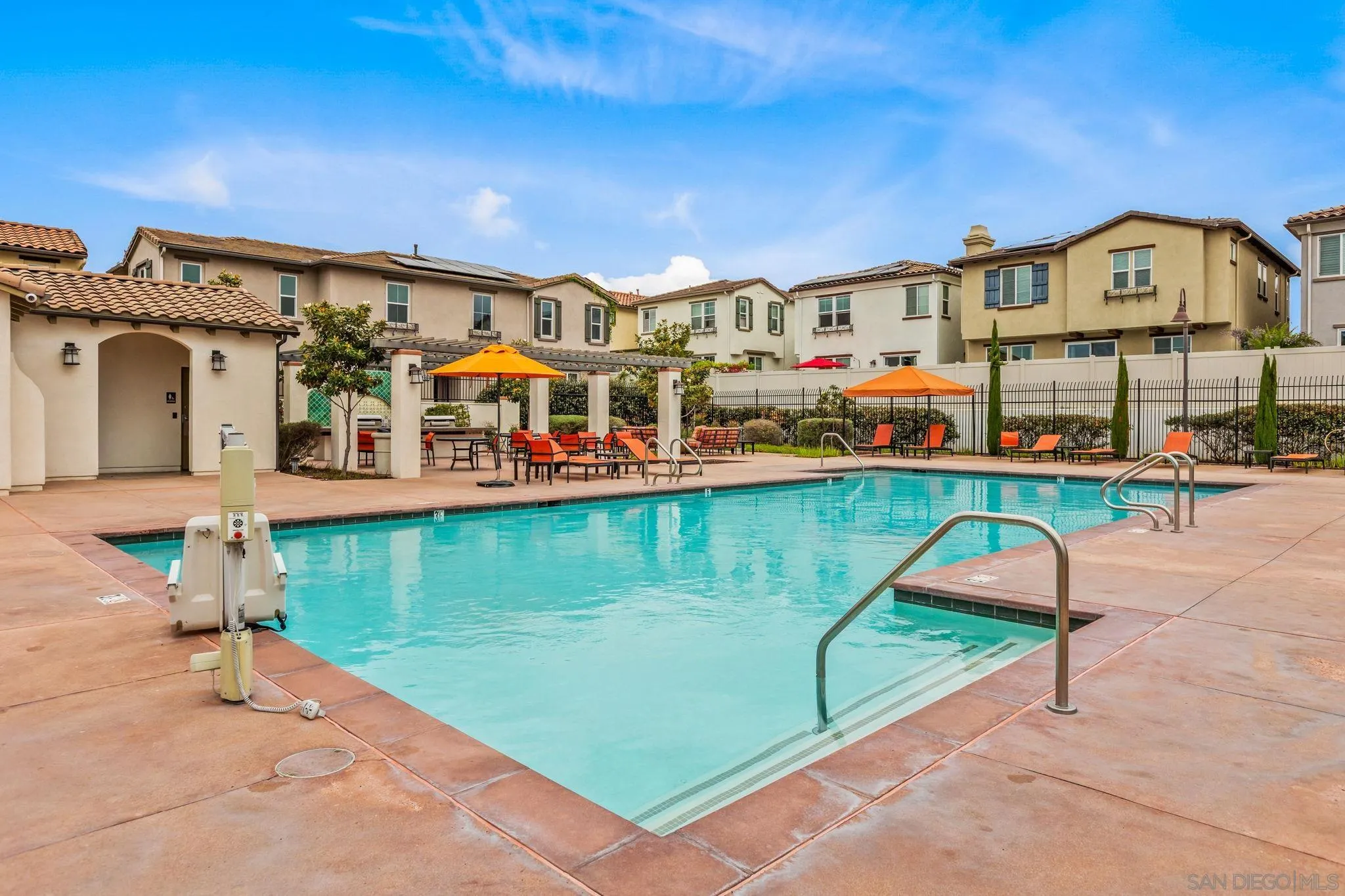 https://cdn.realtyfeed.com/cdn/127/260011607/e407aeff745515f9300011cd51d9794f.webp
