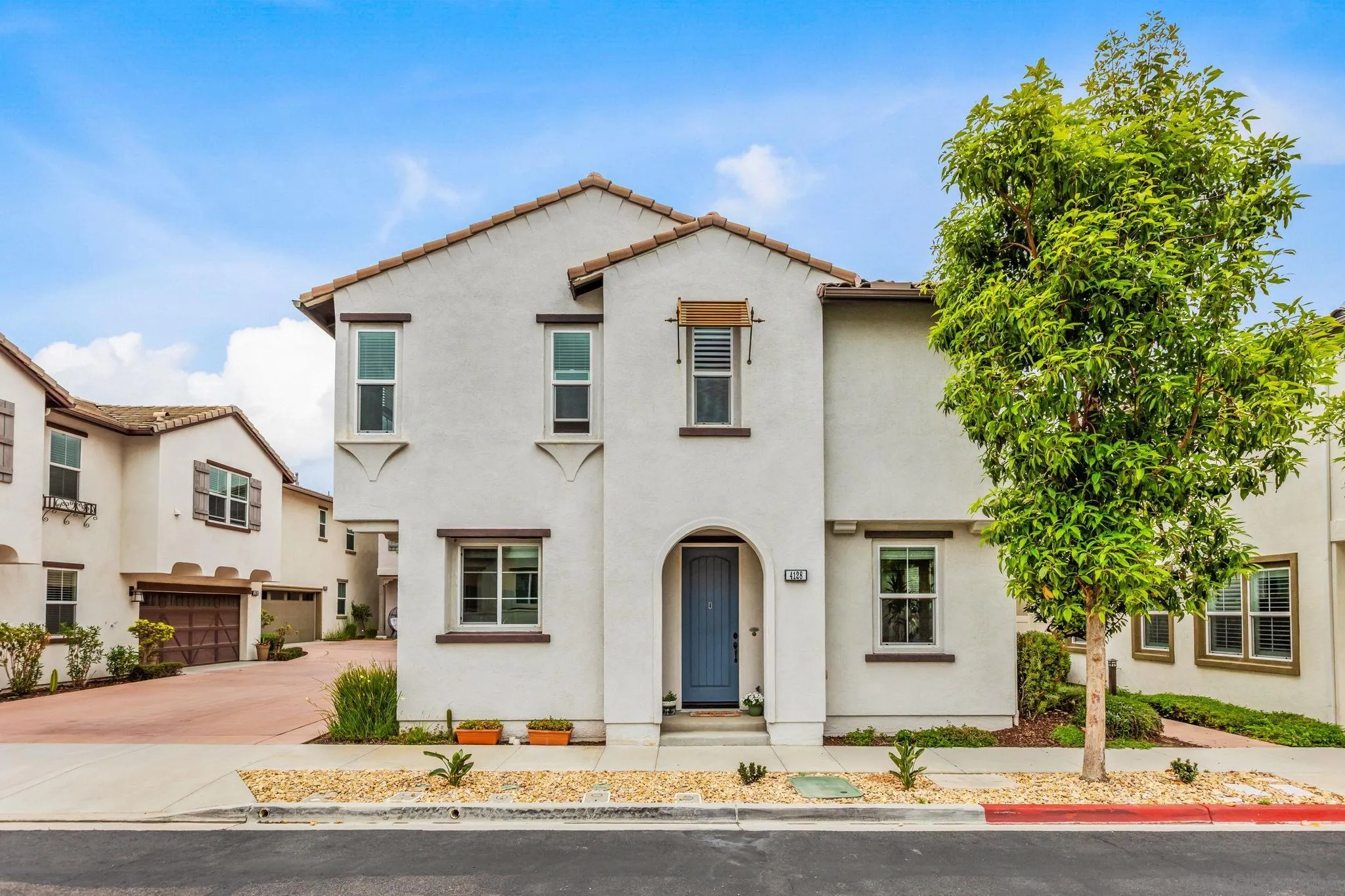 https://cdn.realtyfeed.com/cdn/127/260011607/e752102f58c83e187cceec28f413753f.webp