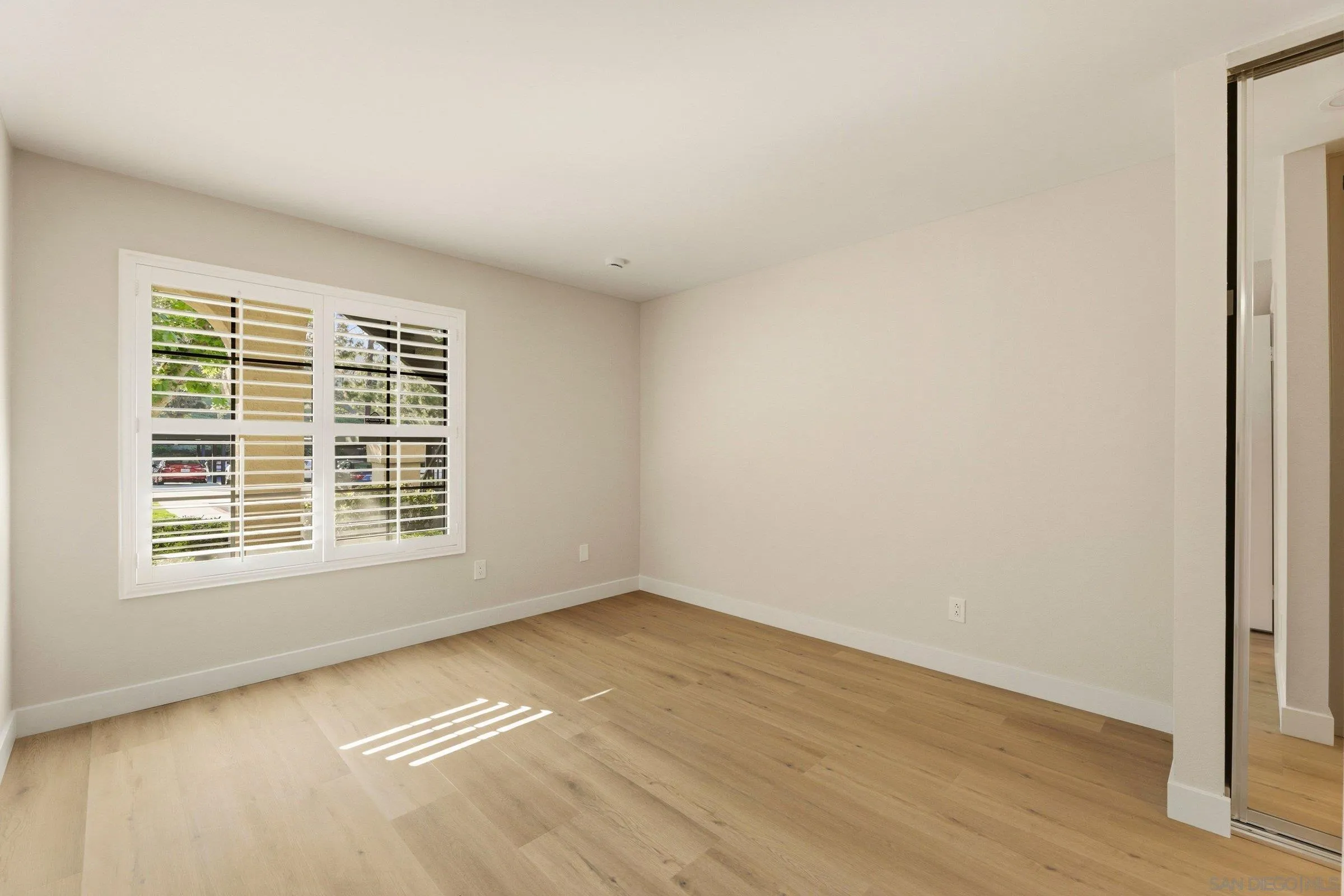 Photo #13: 260011612 Listing: Photo #13