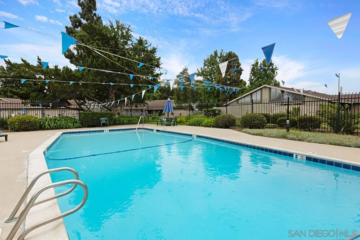 Photo #28: 260011614 Listing: Photo #28