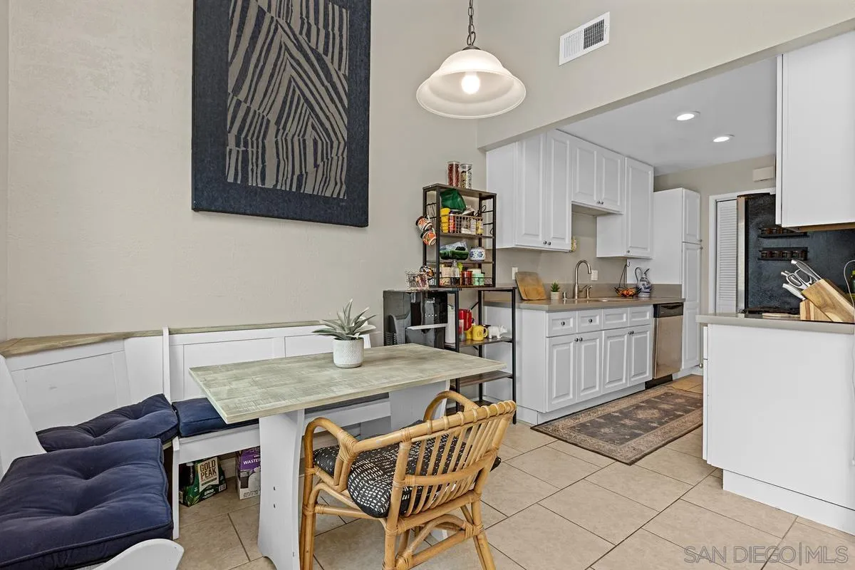 Photo #10: 260011614 Listing: Photo #10