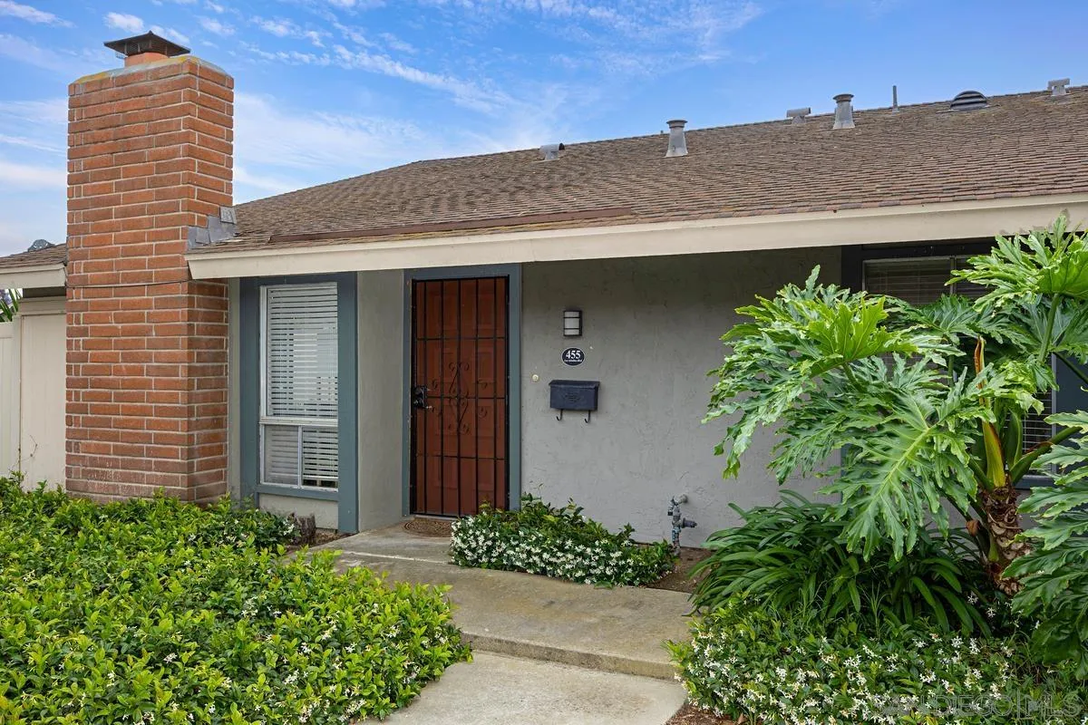 Photo #1: 260011614 Listing: Photo #1