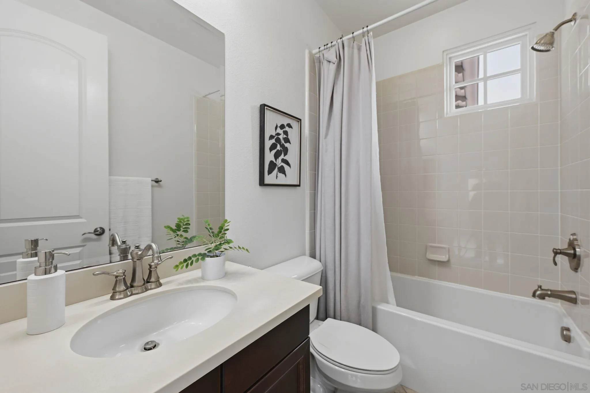 https://cdn.realtyfeed.com/cdn/127/260011617/cfa62cf9d858b0b7bcf20ca48967e338.webp