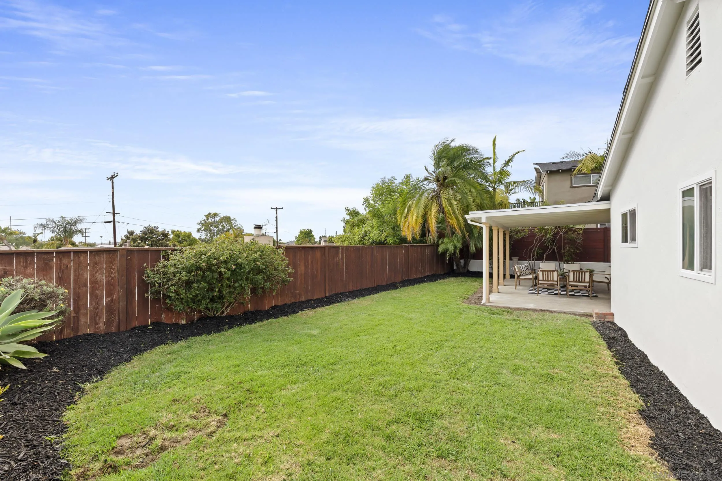https://cdn.realtyfeed.com/cdn/127/260011623/691d89f44104f69fd200fd4b8319b636.webp