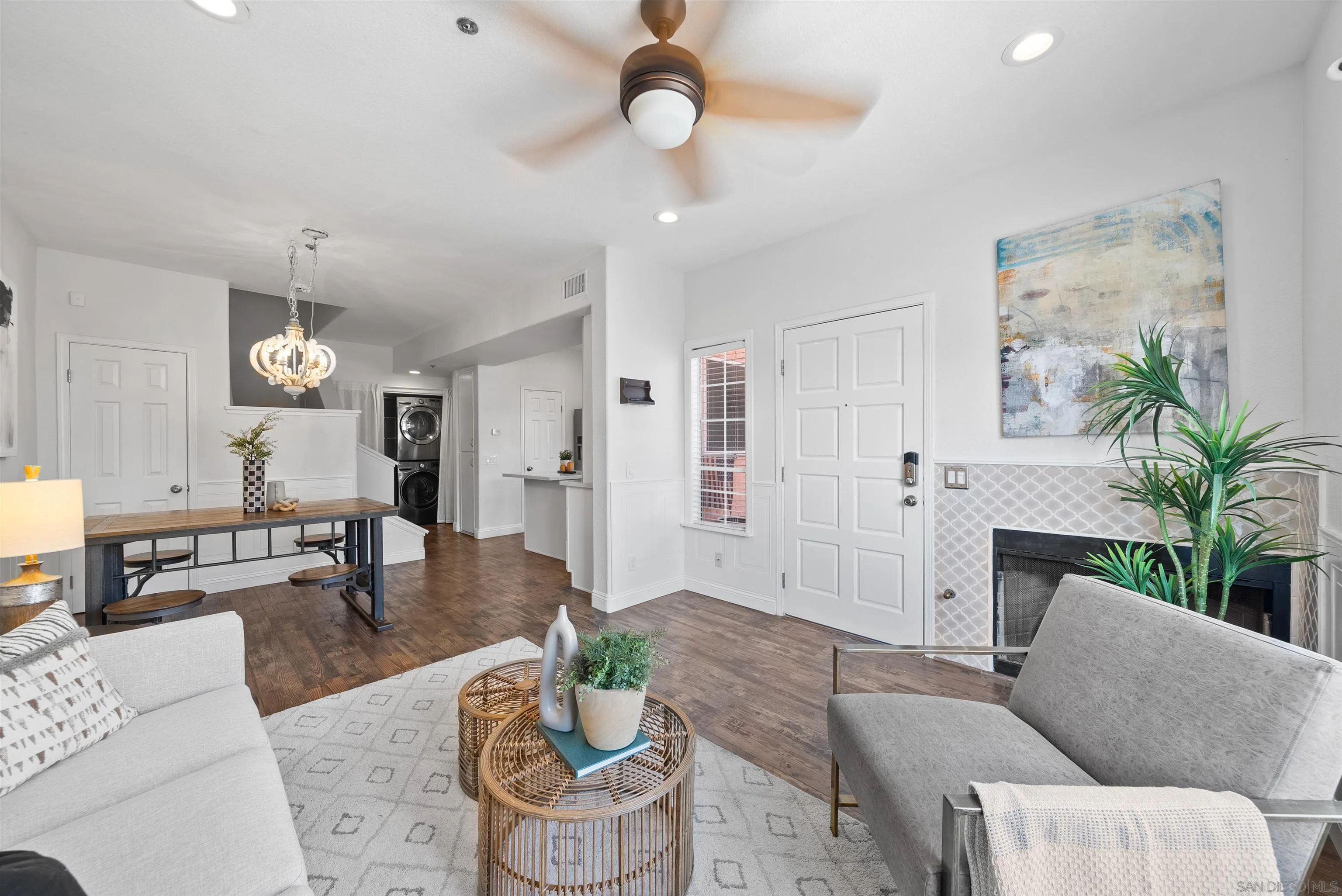 https://cdn.realtyfeed.com/cdn/127/260011629/1e478d5c3d355cd4689e74cb7937152d.webp