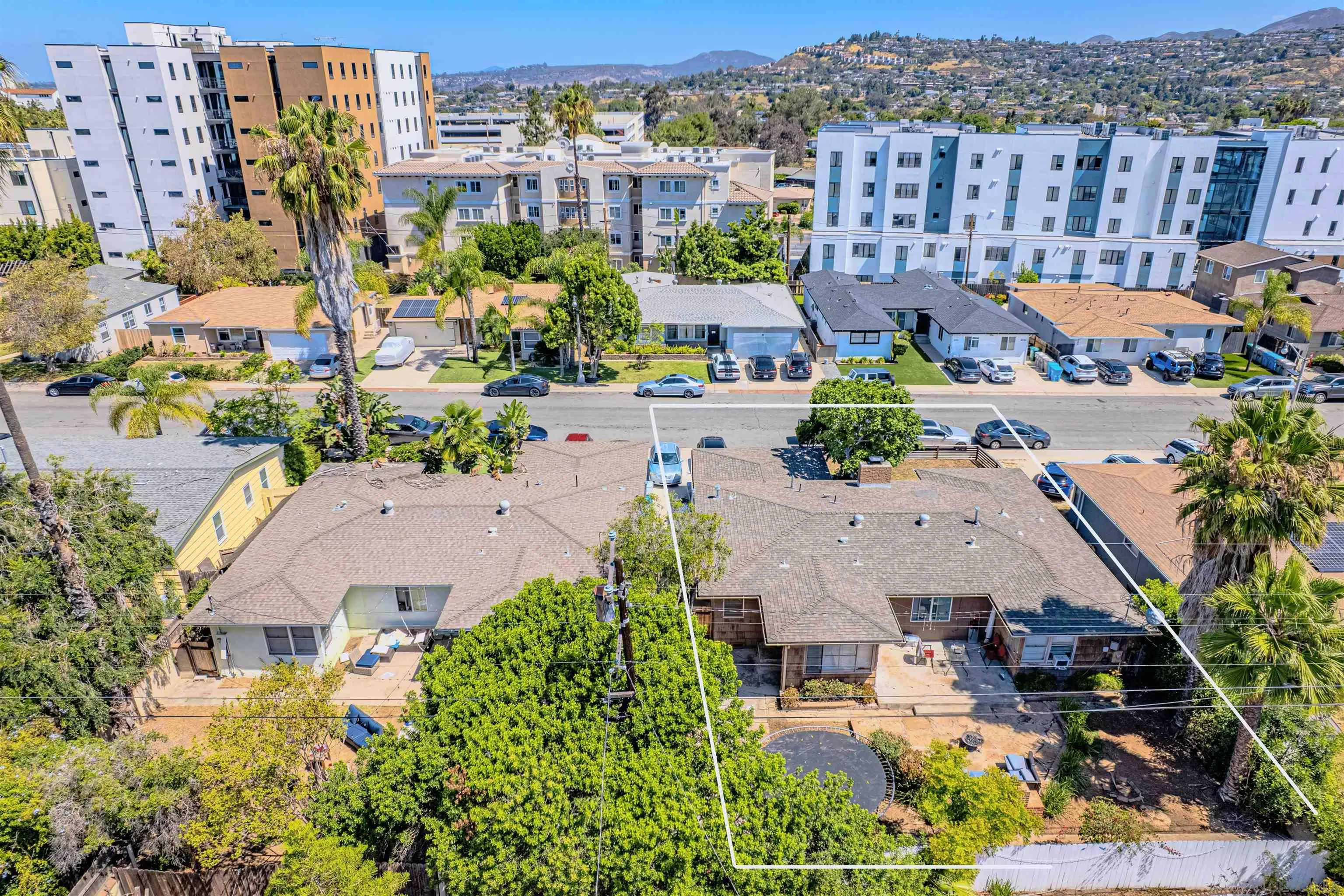 https://cdn.realtyfeed.com/cdn/127/260011630/8a314f8b38fe135abee3617099ee9718.webp