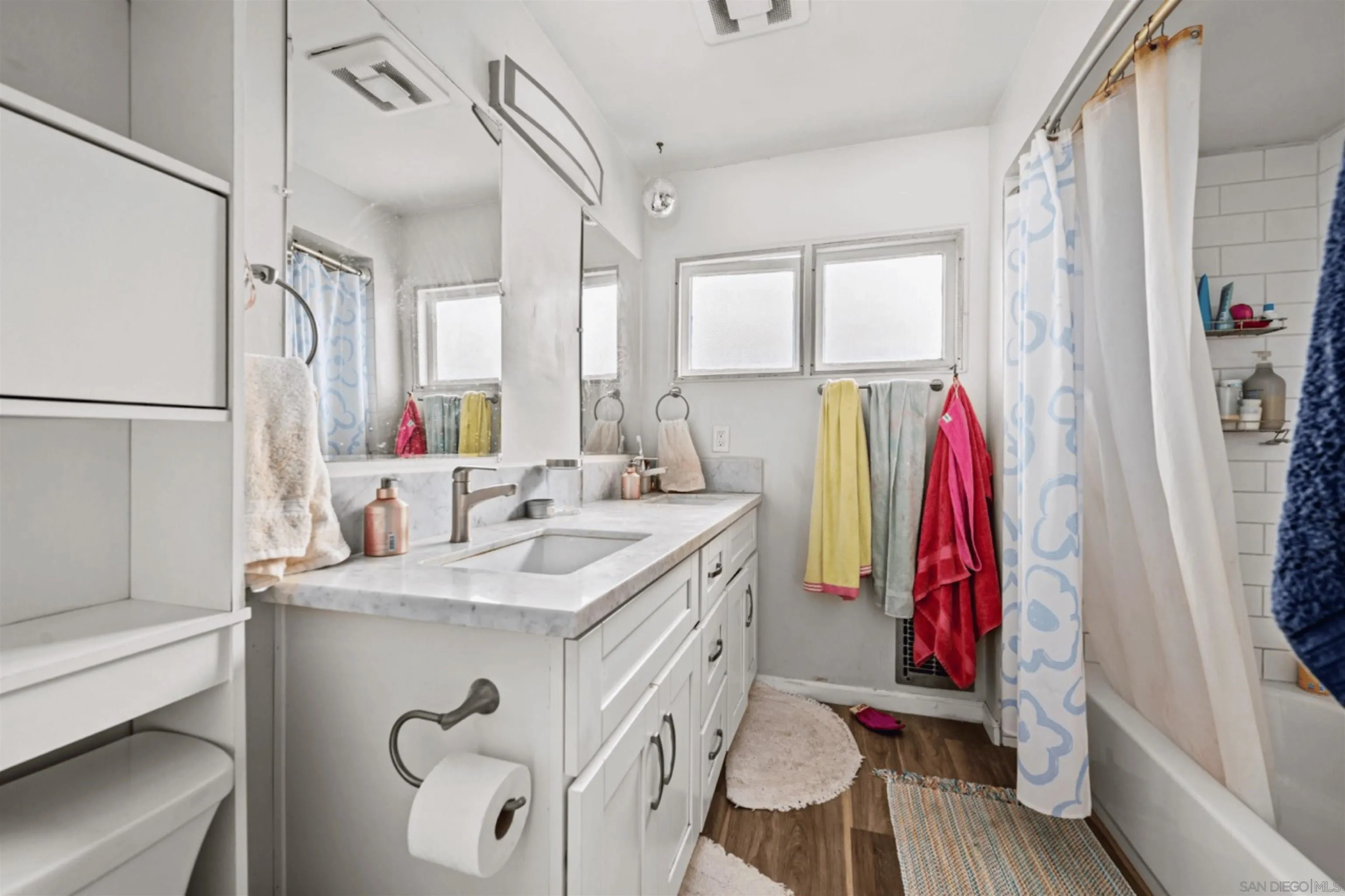 https://cdn.realtyfeed.com/cdn/127/260011630/be9a082eb7a333e9957c6a07cbac6076.webp
