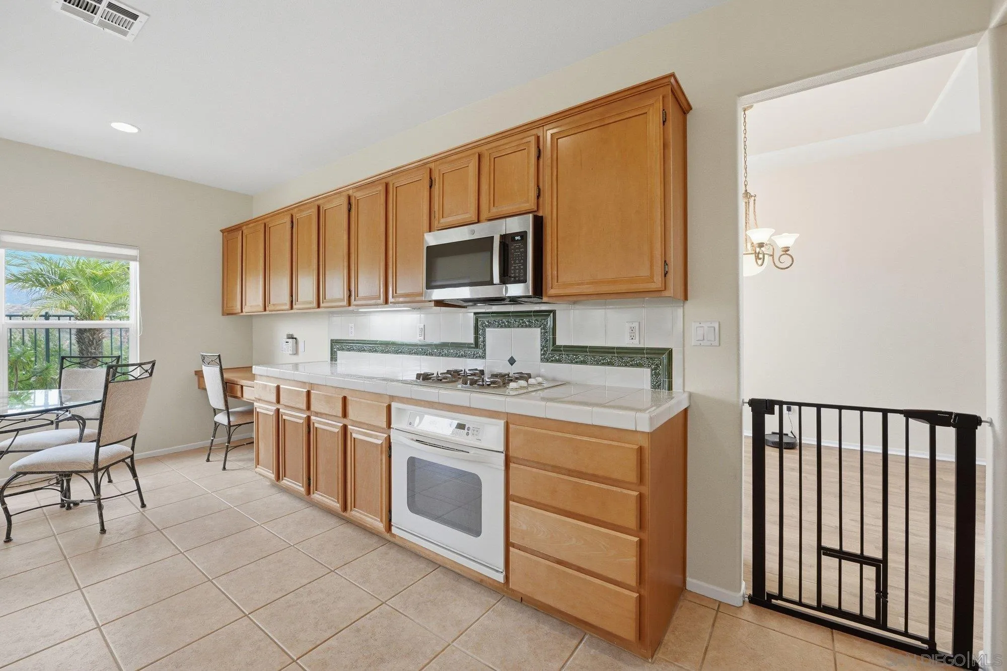 https://cdn.realtyfeed.com/cdn/127/260011631/5eadc90c4d61f530507d07f09f08012f.webp