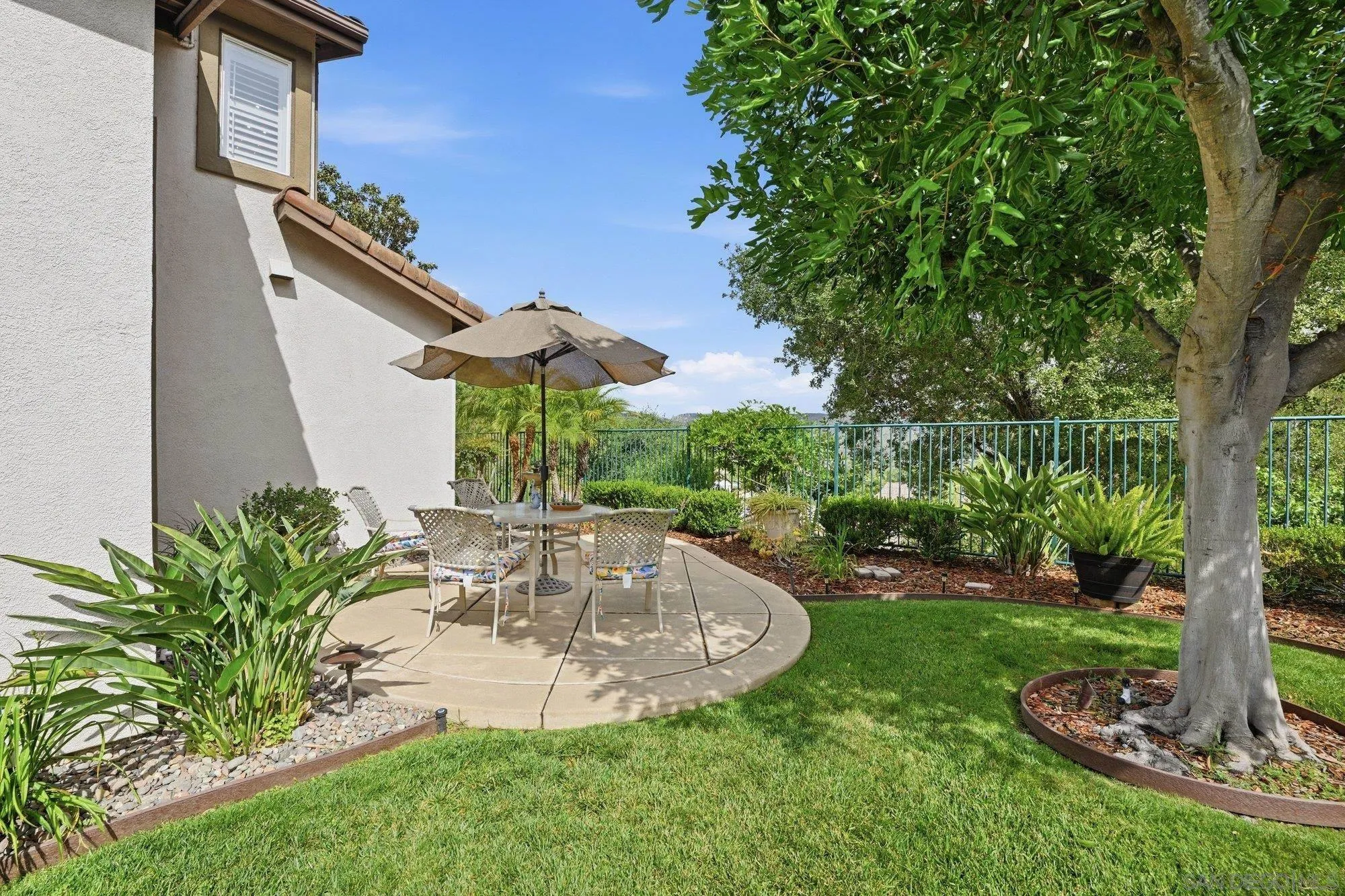 https://cdn.realtyfeed.com/cdn/127/260011631/a9067d9c8d522b6483a505c30b1567d1.webp