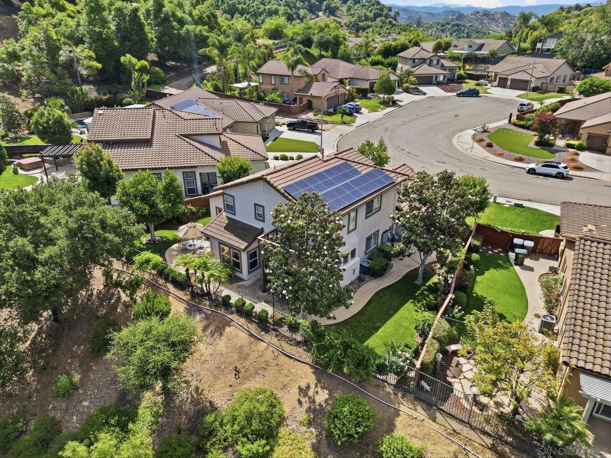 https://cdn.realtyfeed.com/cdn/127/260011631/d736d8754f044cd47a34ed40de539917.webp