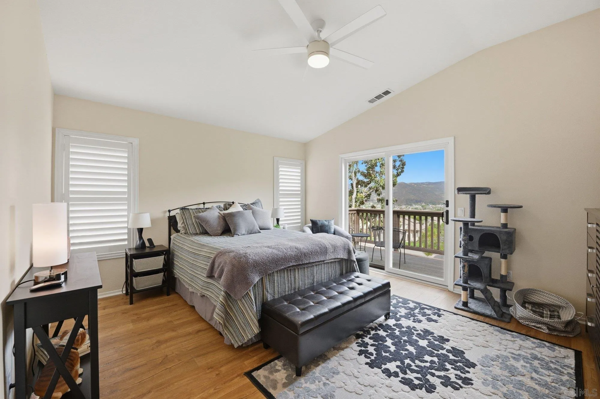https://cdn.realtyfeed.com/cdn/127/260011631/e9b6155d36475e5d1ba3eeca65e0c3d7.webp