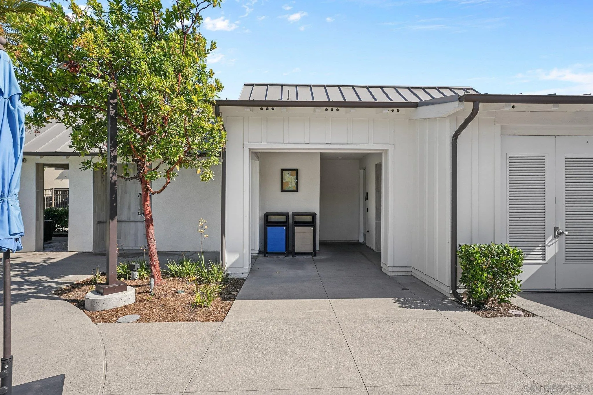 Photo #39: 260011635 Listing: Photo #39