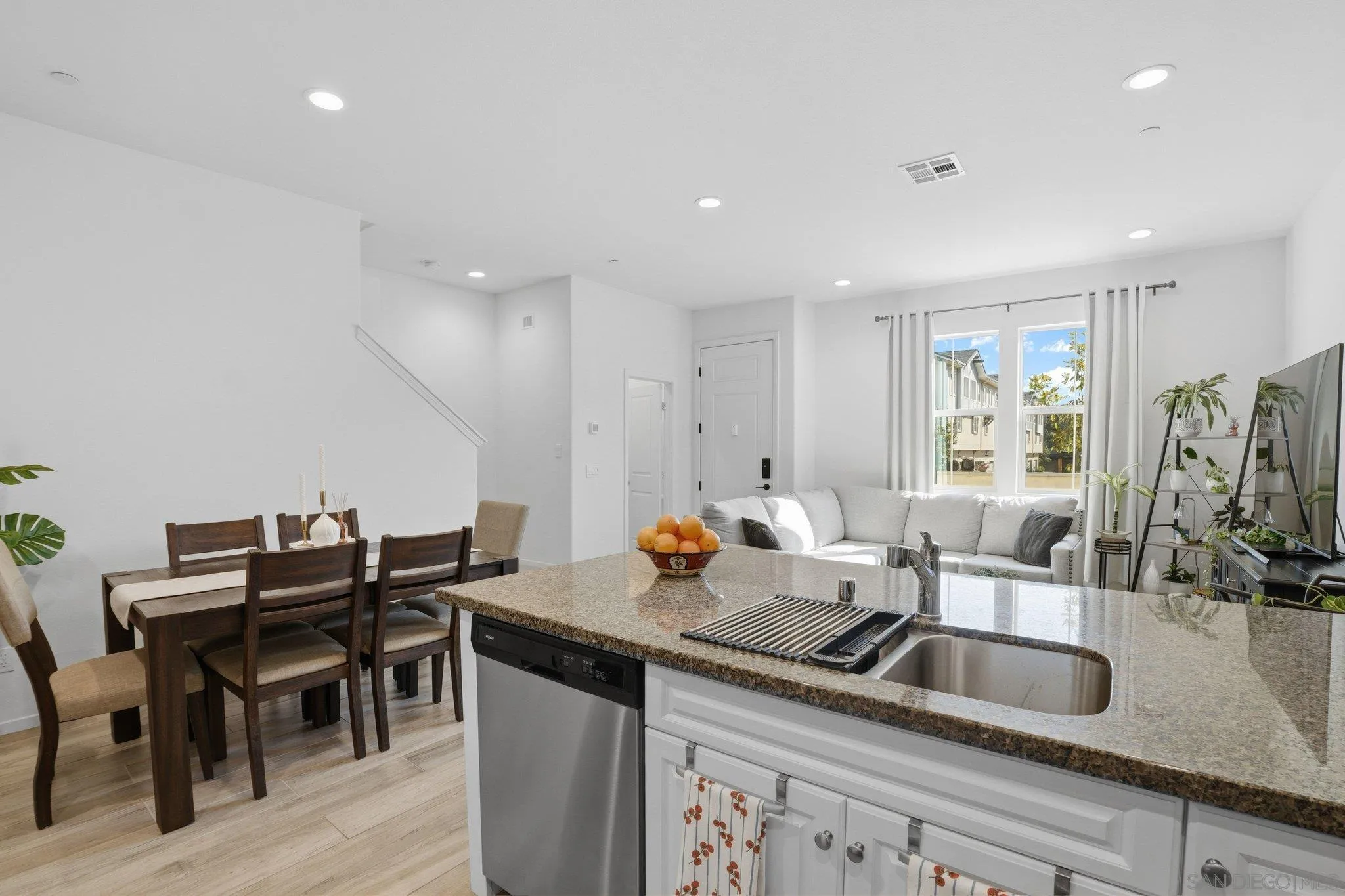 Photo #14: 260011635 Listing: Photo #14