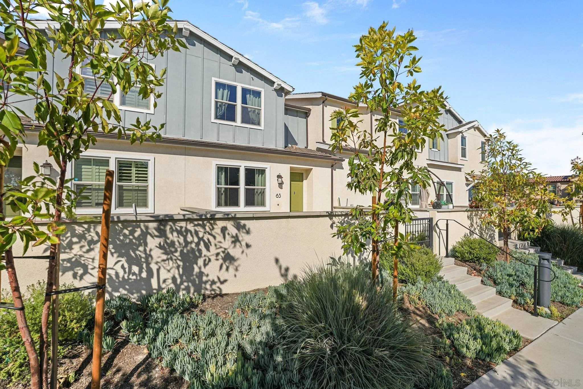 Photo #3: 260011635 Listing: Photo #3