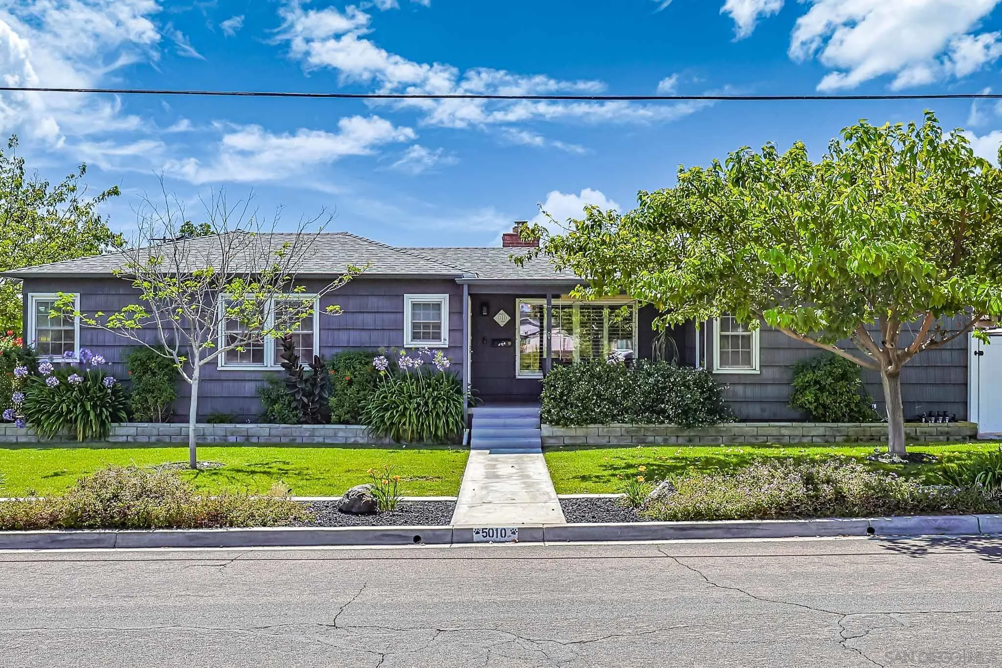 https://cdn.realtyfeed.com/cdn/127/260011641/3630370f0f39203f8528f23c93fe8c99.webp