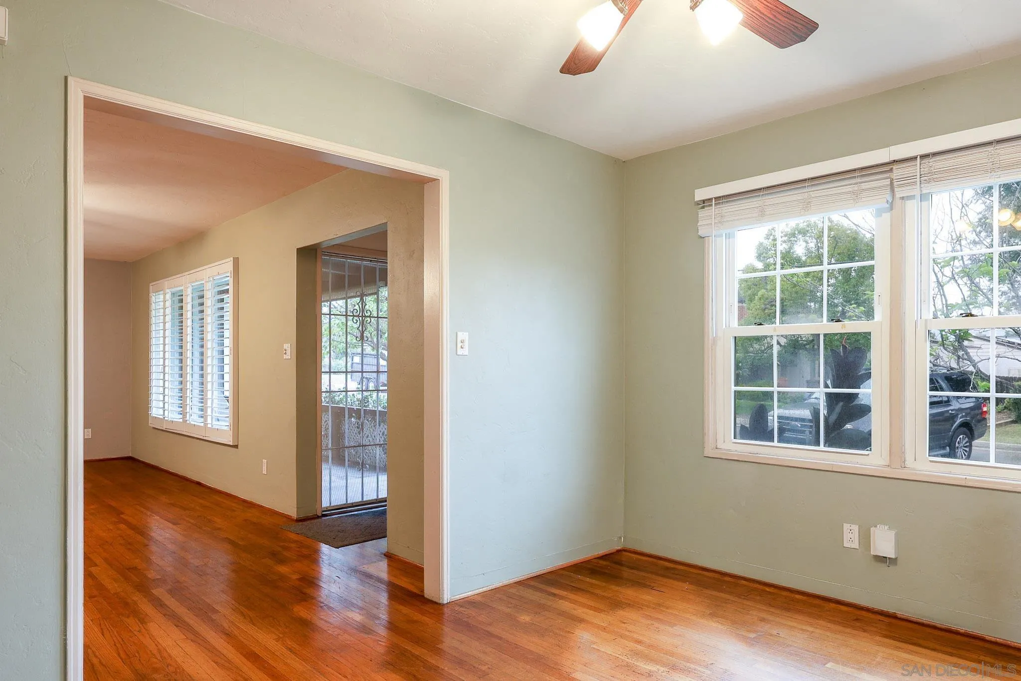 https://cdn.realtyfeed.com/cdn/127/260011641/44c9261f9cdd48ada3515f324d1ac0cc.webp