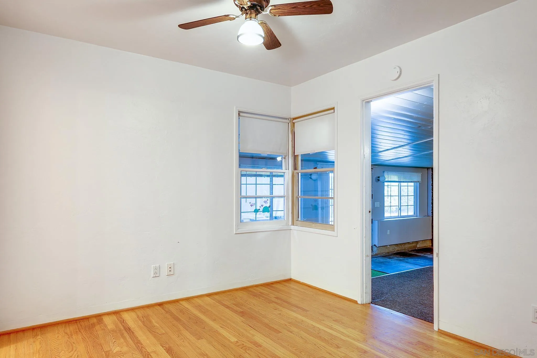 https://cdn.realtyfeed.com/cdn/127/260011641/b03236552b950a8c53f9047bd3f25bb6.webp