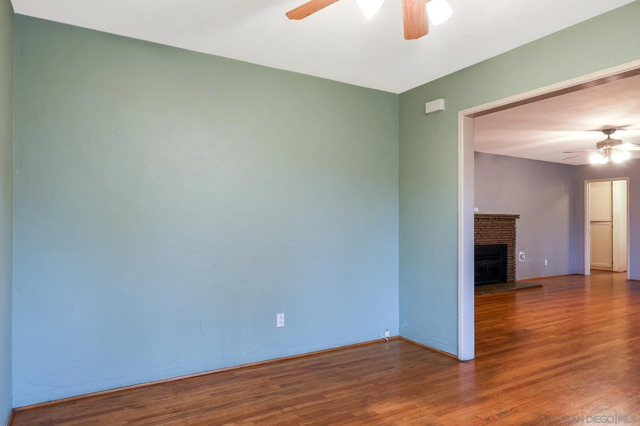 https://cdn.realtyfeed.com/cdn/127/260011641/b6a2d04da14286d4ea0d3a856932a600.webp