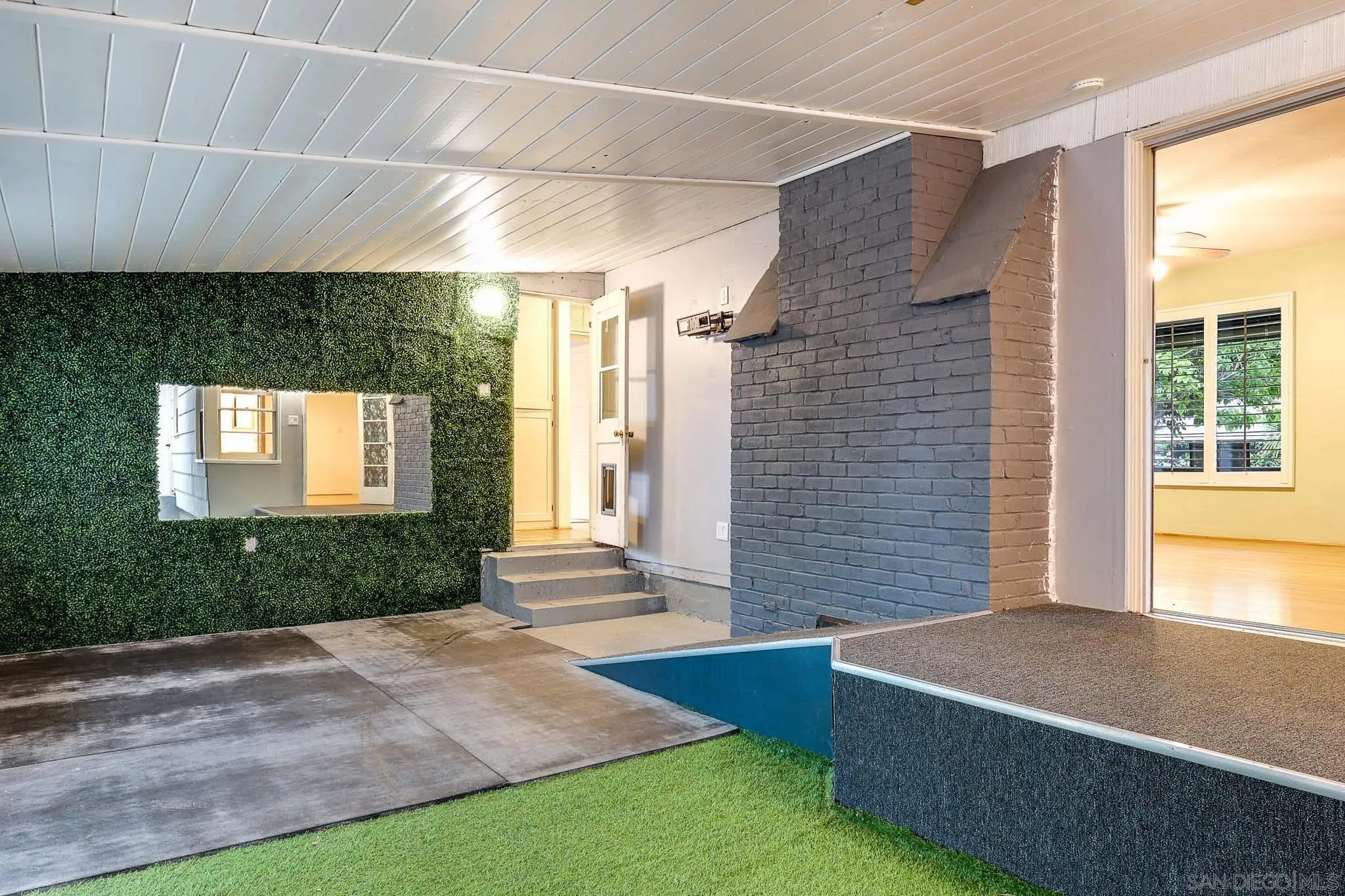 https://cdn.realtyfeed.com/cdn/127/260011641/be38a3db00683749d956ccf6a6f2c542.webp