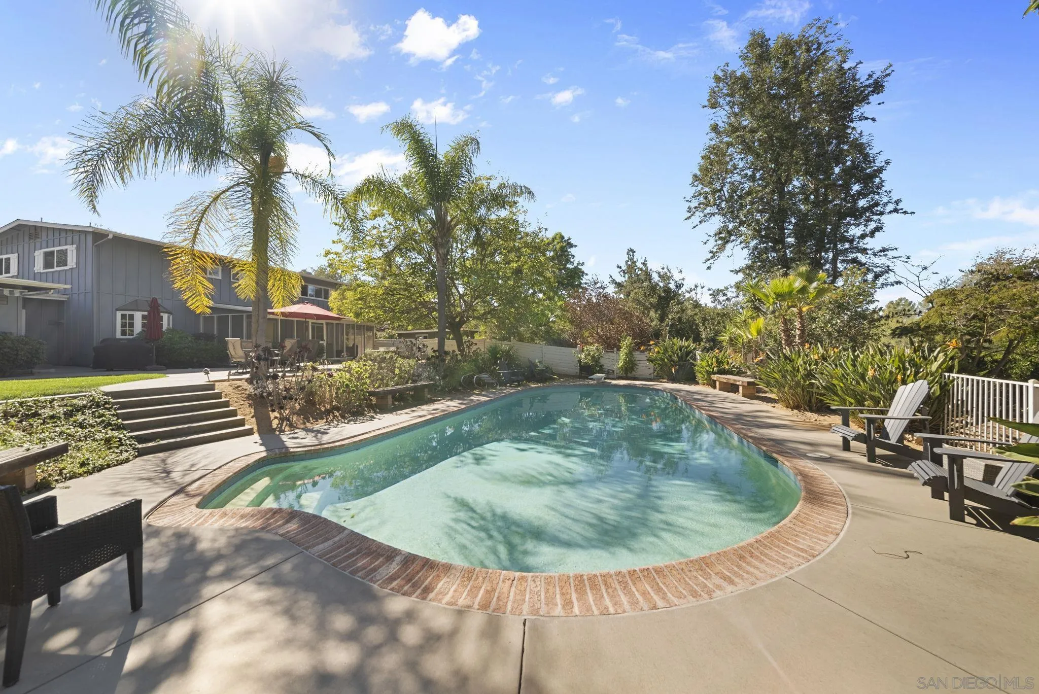https://cdn.realtyfeed.com/cdn/127/260011642/130c17f8b36fa8ffa13c80b548bd94e0.webp