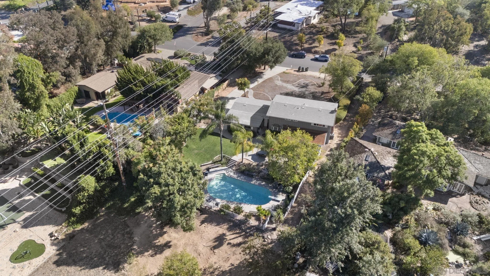 https://cdn.realtyfeed.com/cdn/127/260011642/37f79187afcd7525831311e4f4baa21f.webp
