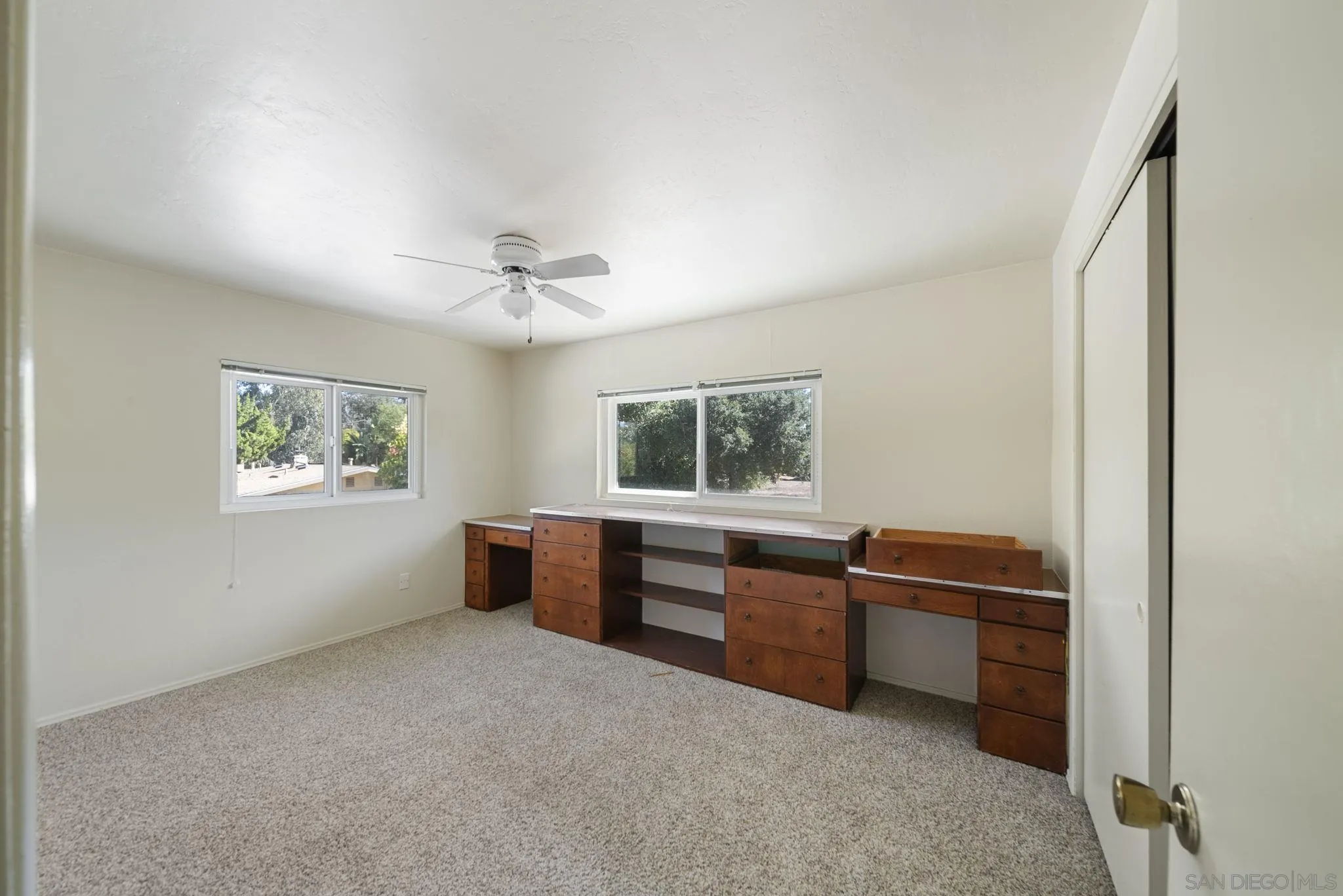 https://cdn.realtyfeed.com/cdn/127/260011642/3ffca6f562520c6e93a28e0bb0bc3937.webp