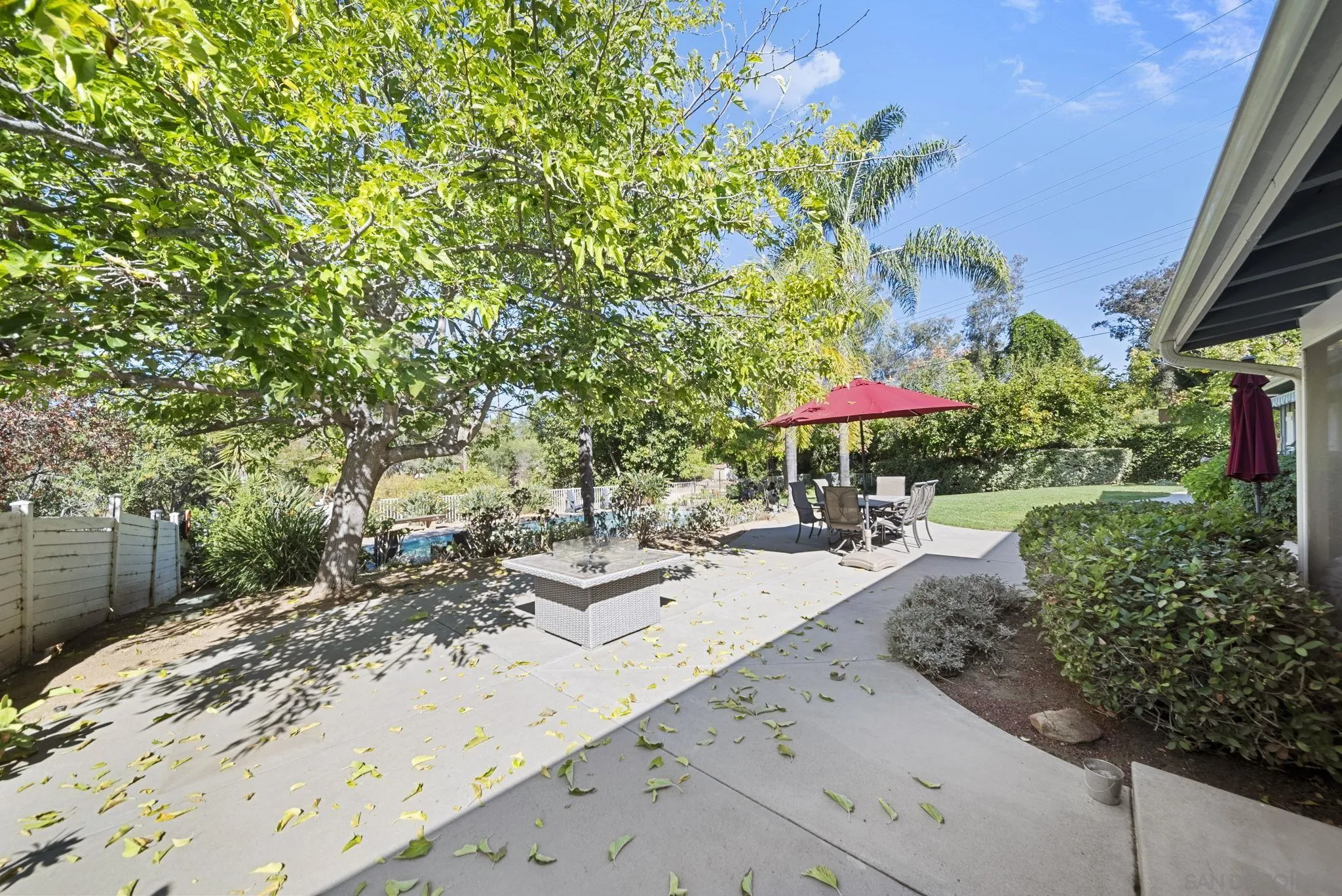 https://cdn.realtyfeed.com/cdn/127/260011642/c85584104d256ca5a0de30f57d3e1cb6.webp