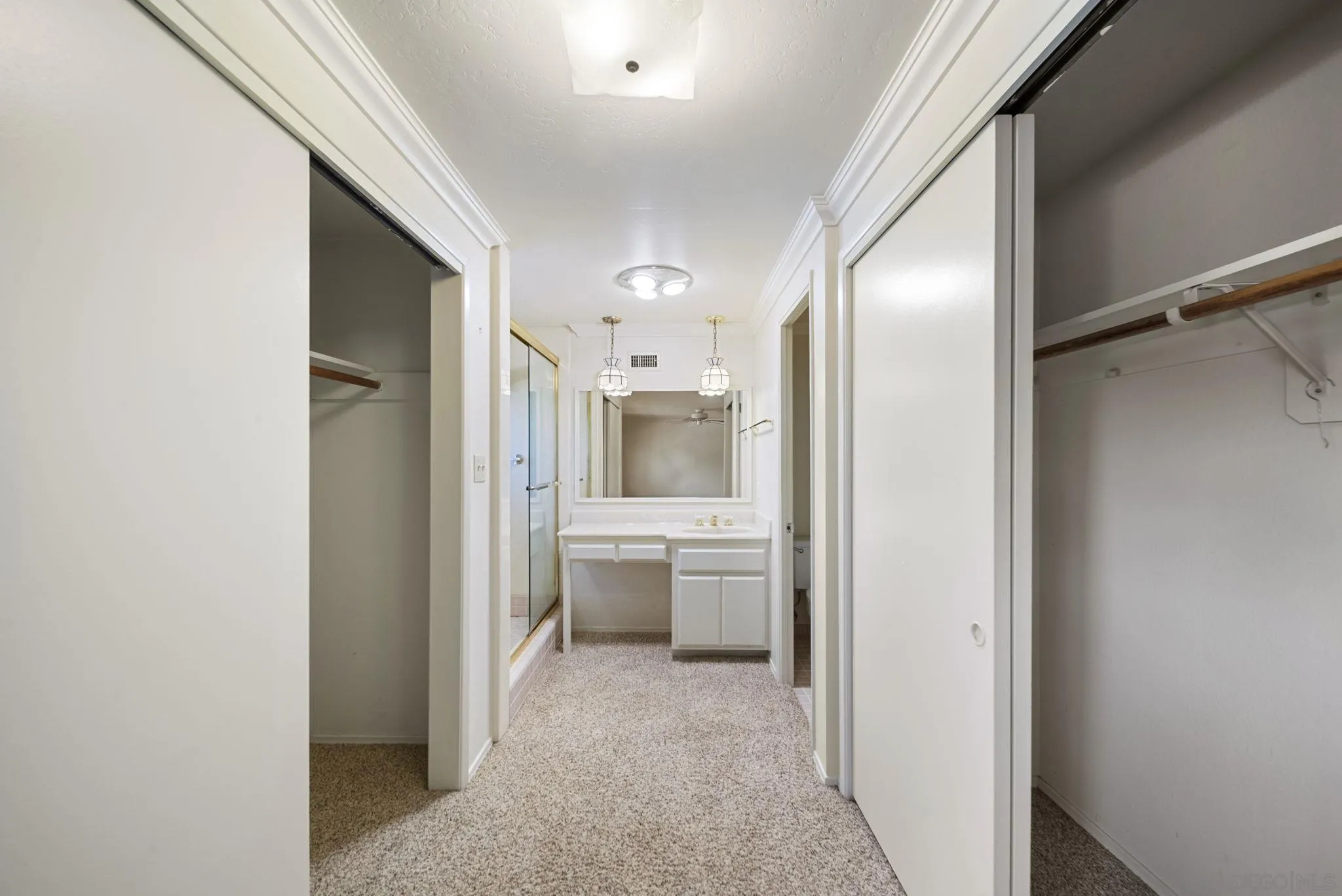 https://cdn.realtyfeed.com/cdn/127/260011642/ce0d8cdce4112fe5a89232d8a317a5ce.webp
