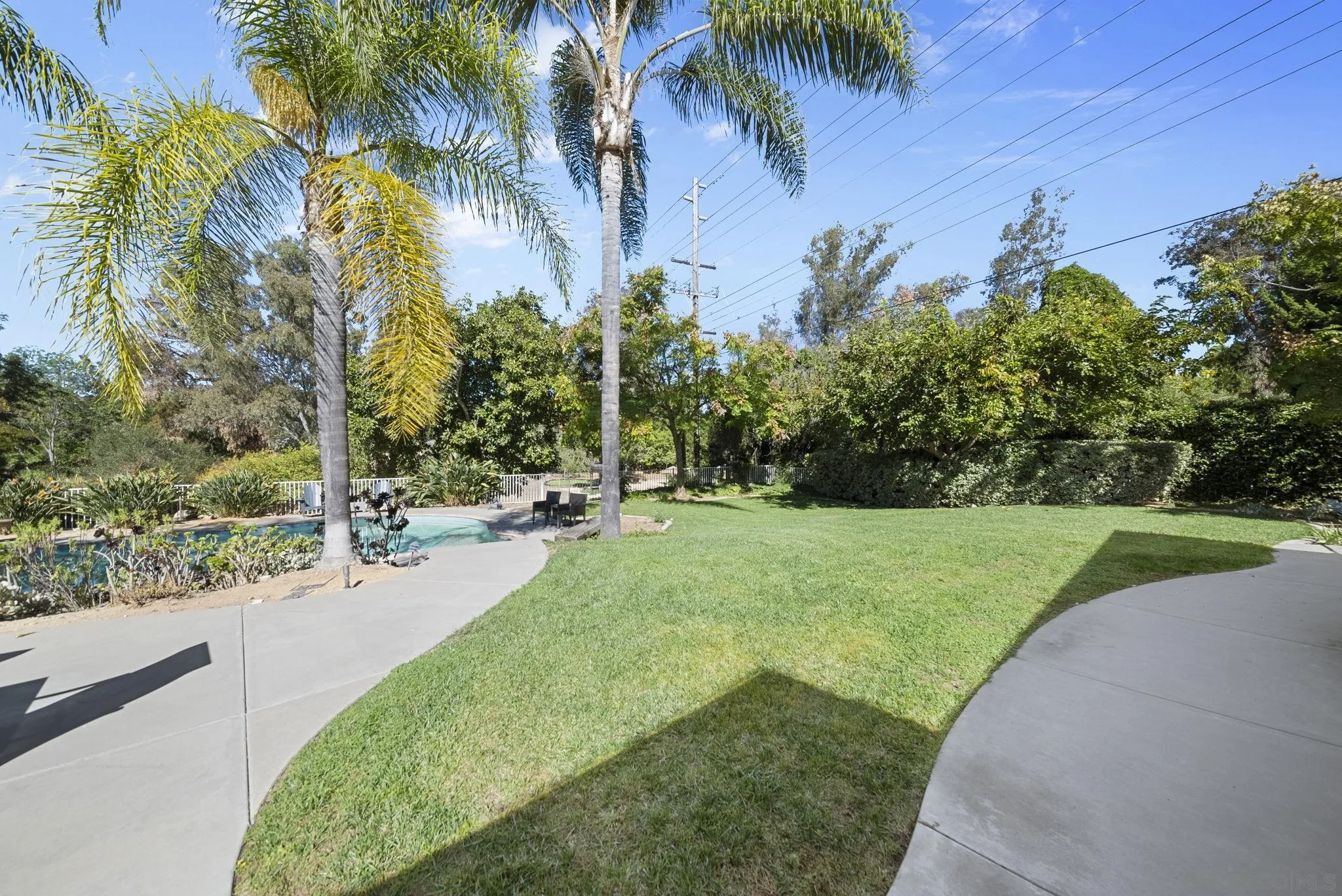 https://cdn.realtyfeed.com/cdn/127/260011642/f5af359e5a34d80e75ce88713688afc6.webp