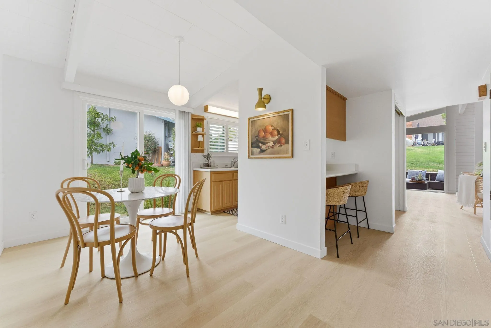 https://cdn.realtyfeed.com/cdn/127/260011645/22ee678a98589ee08bb040ee08d7976a.webp