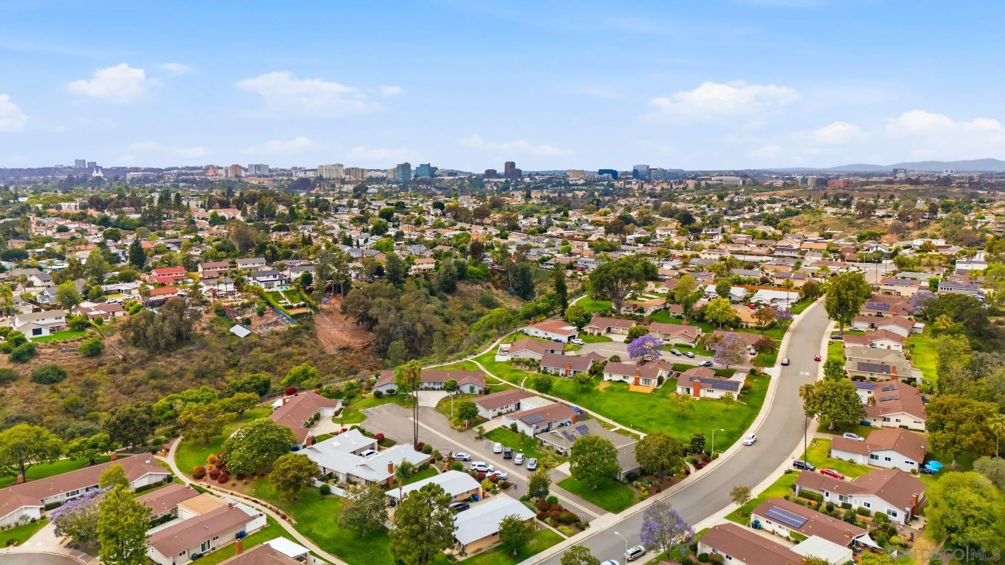 https://cdn.realtyfeed.com/cdn/127/260011645/699cbb12891bec3edbcdb9c873259b8e.webp
