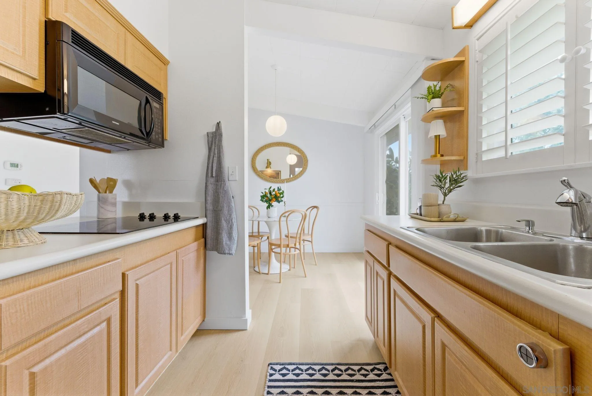 https://cdn.realtyfeed.com/cdn/127/260011645/a4f6433bea2f90957e58c5c3b5229415.webp