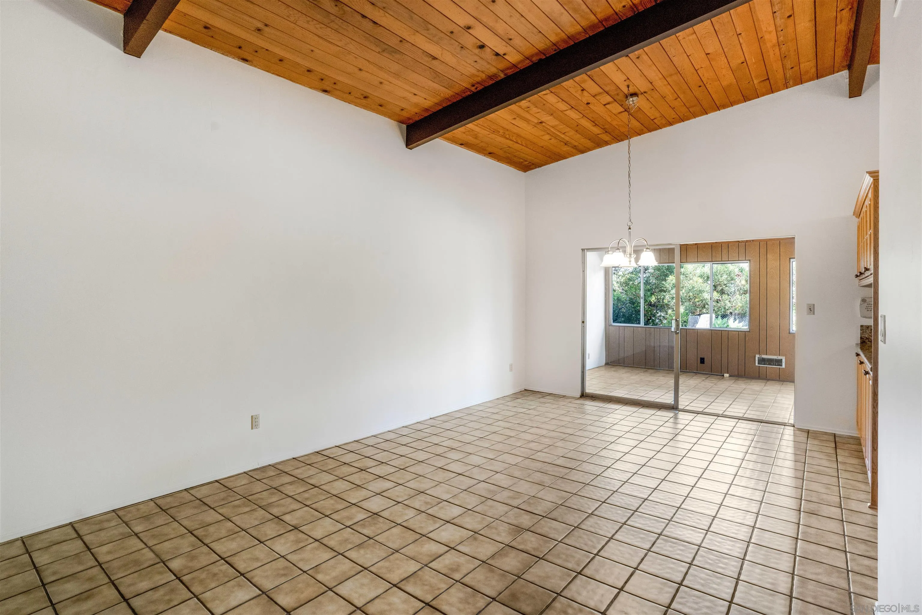 https://cdn.realtyfeed.com/cdn/127/260011649/6923e56f0812110217ba27b8b03504c1.webp