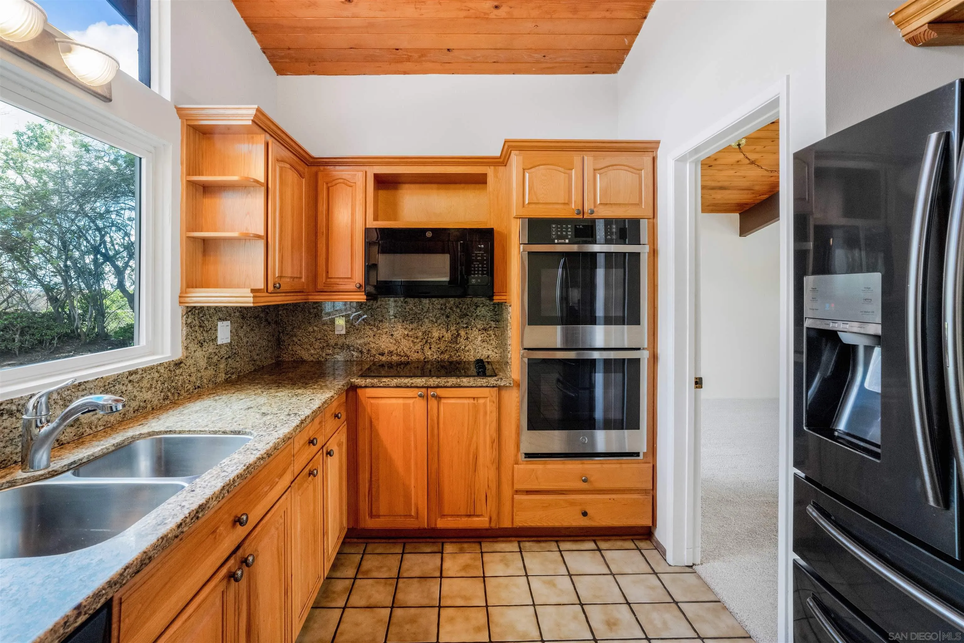 https://cdn.realtyfeed.com/cdn/127/260011649/846975c1b281cdd14dfedd38dd4124ac.webp