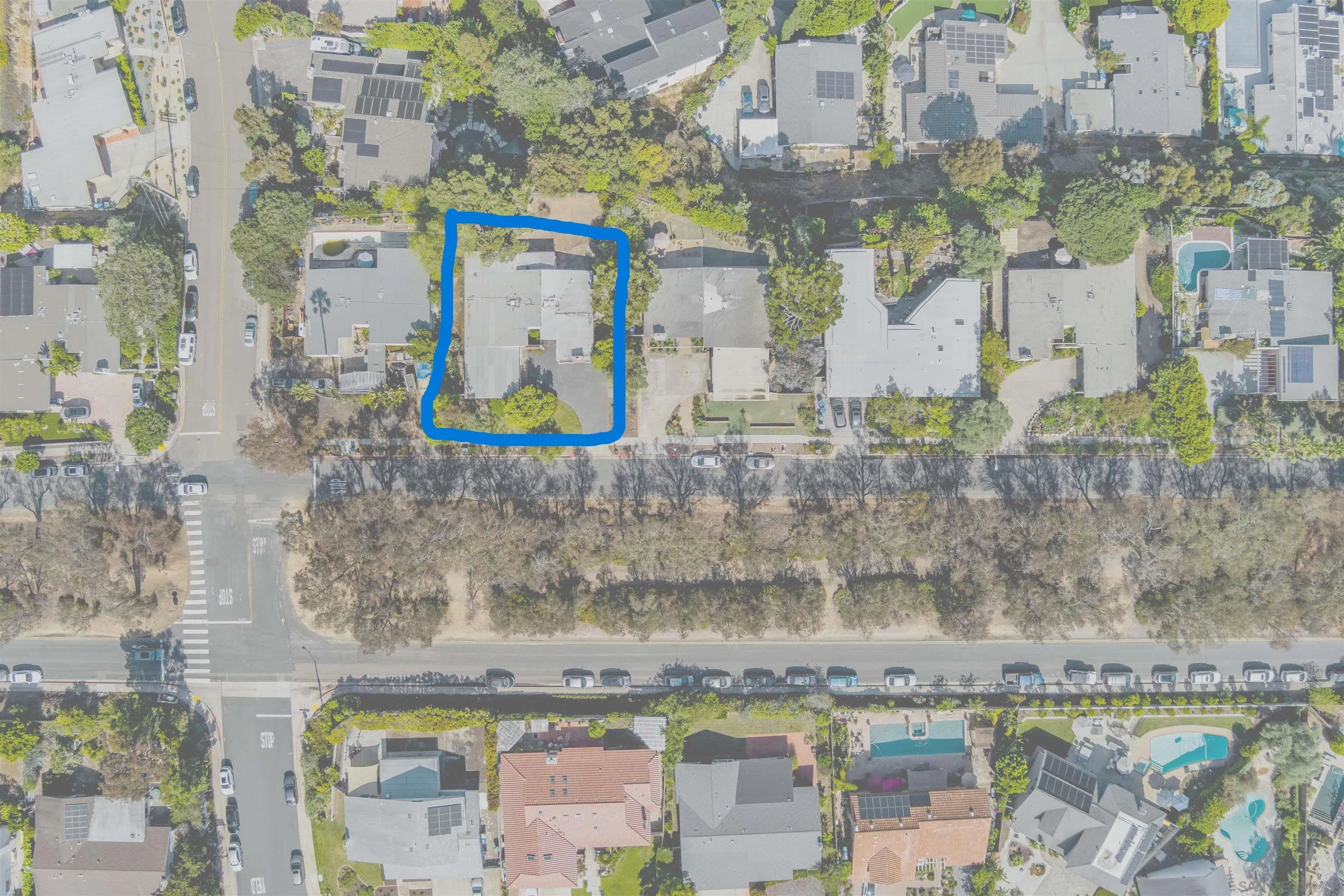 https://cdn.realtyfeed.com/cdn/127/260011649/8c7de13ac211868de400554257e969cb.webp