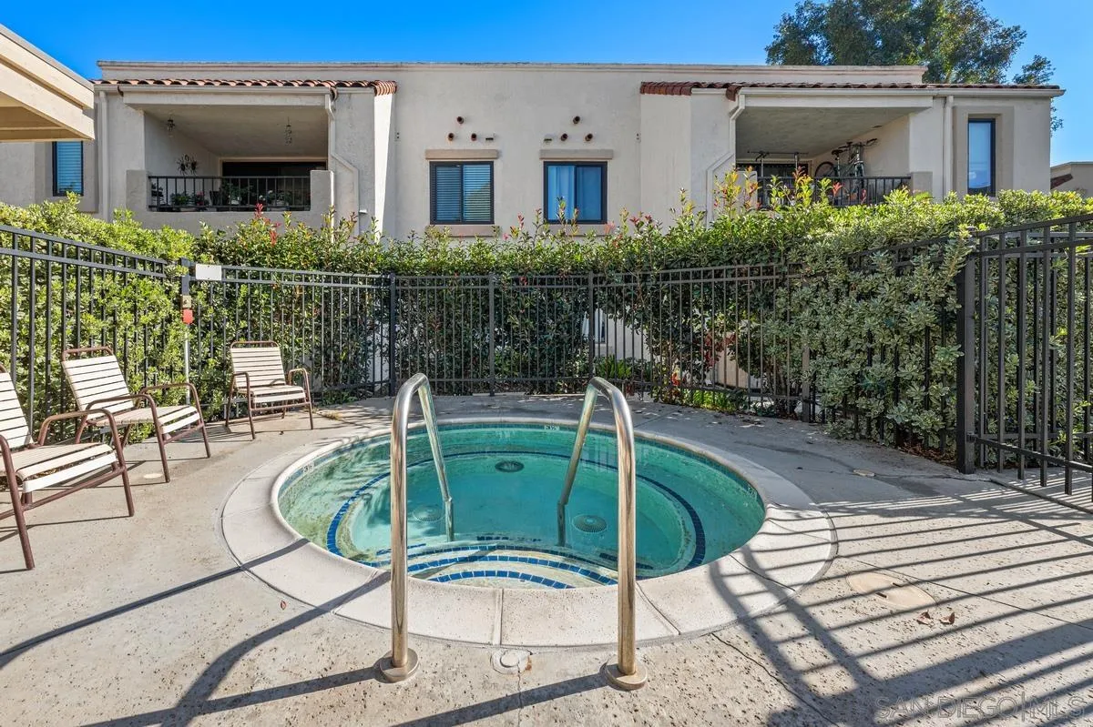 https://cdn.realtyfeed.com/cdn/127/260011653/3dfa7a72fc8d3c97ce4da9ba5cc9156b.webp
