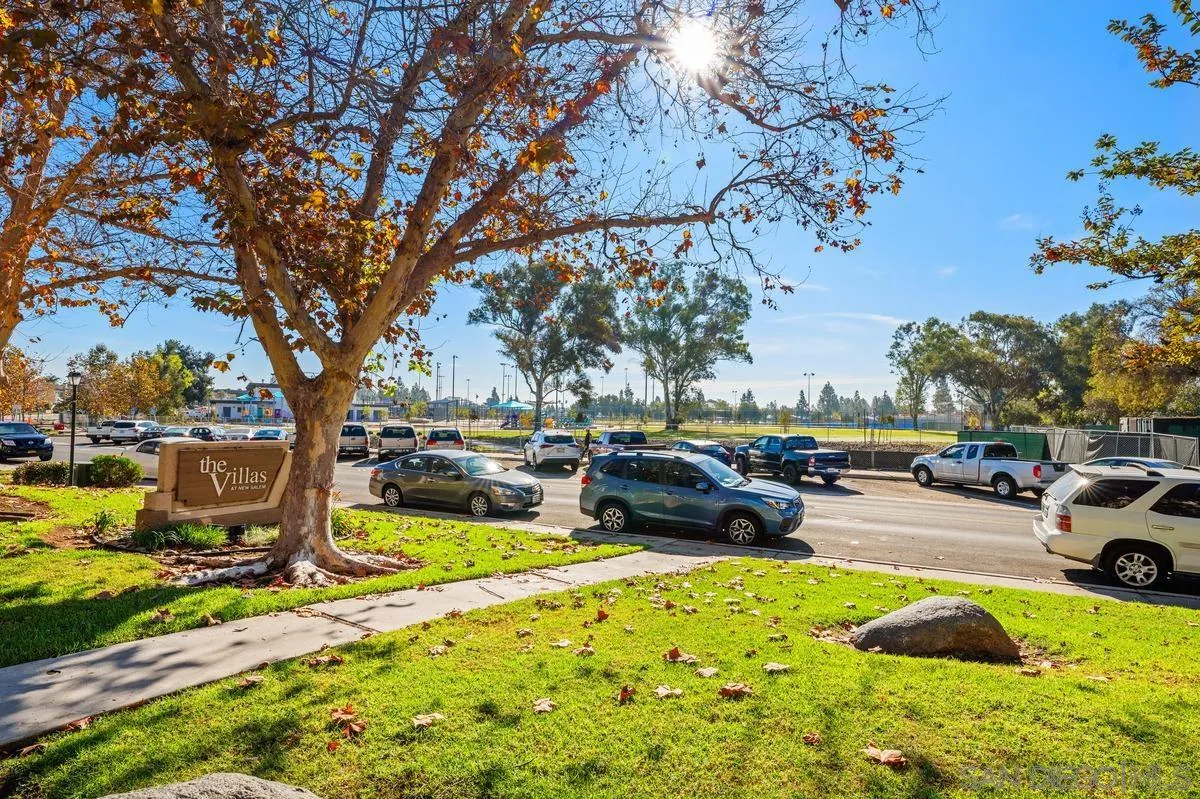 https://cdn.realtyfeed.com/cdn/127/260011653/93de471ffa9969625b923249ee5fc3ff.webp