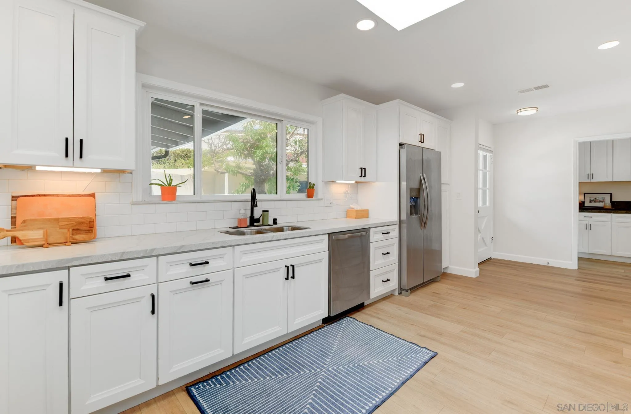 https://cdn.realtyfeed.com/cdn/127/260011656/023011121dd5698d9cafbb6bc516fe9b.webp