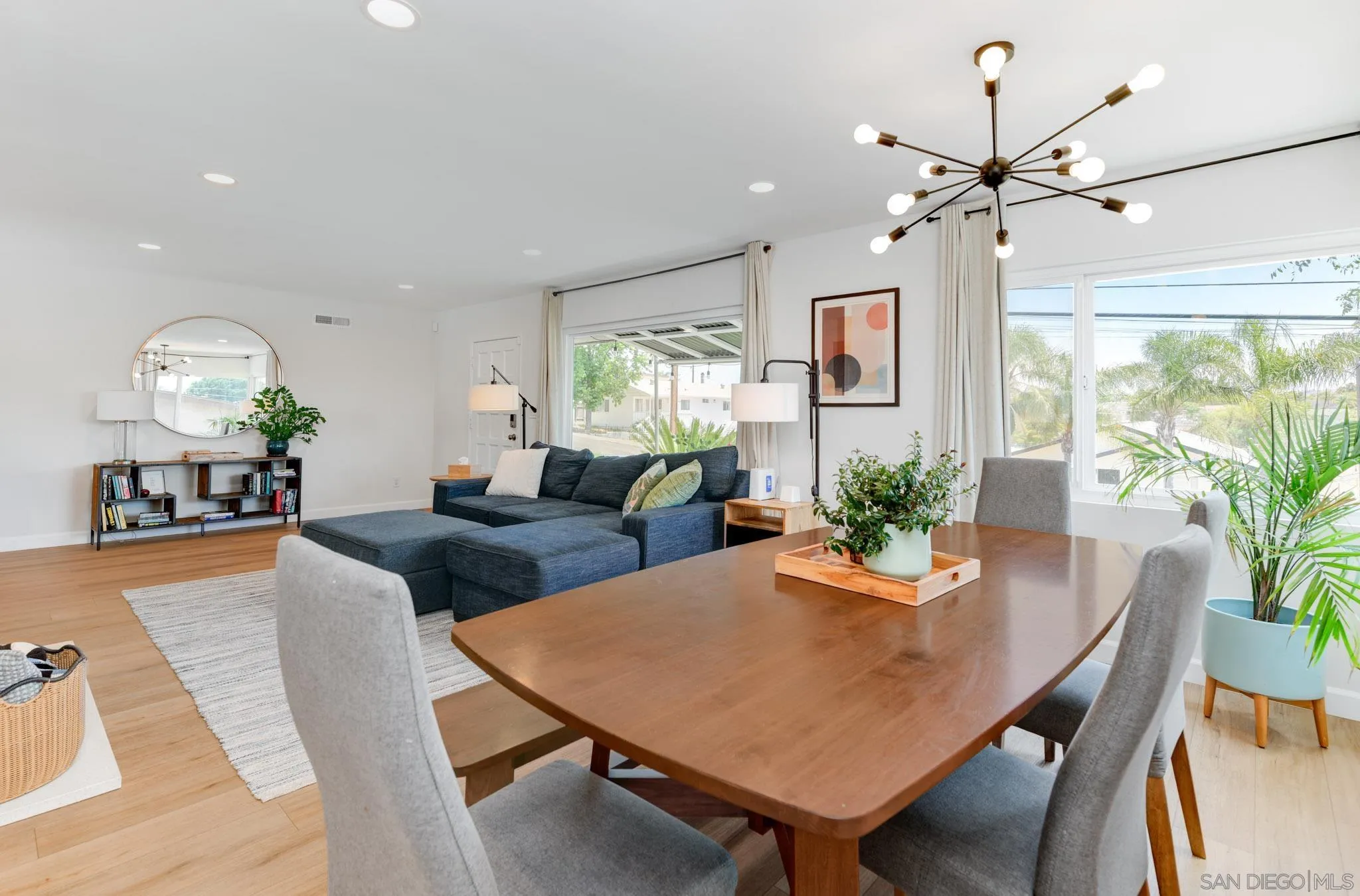https://cdn.realtyfeed.com/cdn/127/260011656/9a732d93fb5d3cbf2f350dc68d177204.webp