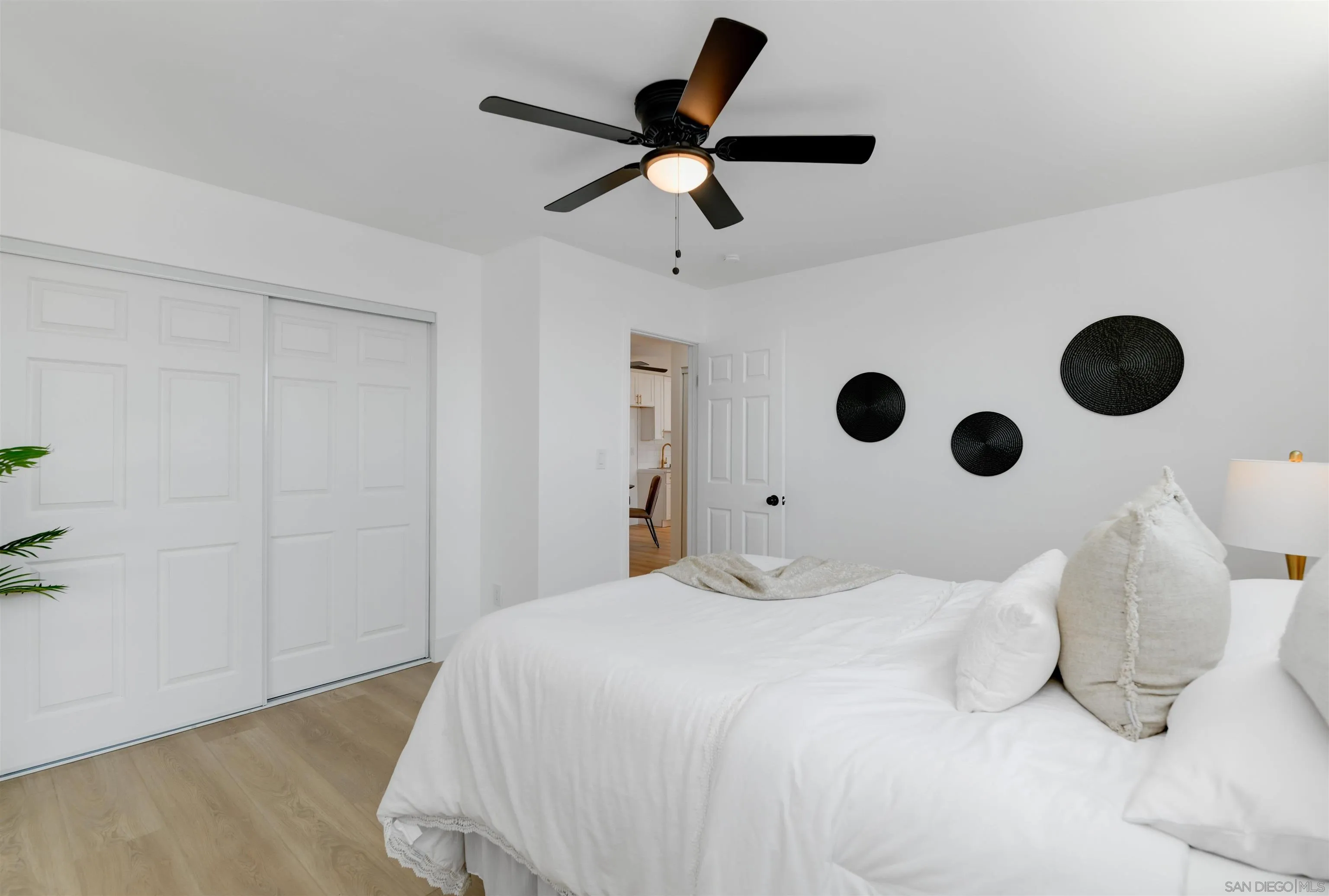 https://cdn.realtyfeed.com/cdn/127/260011659/7019f46258df1a5218fdf6148b5a5796.webp
