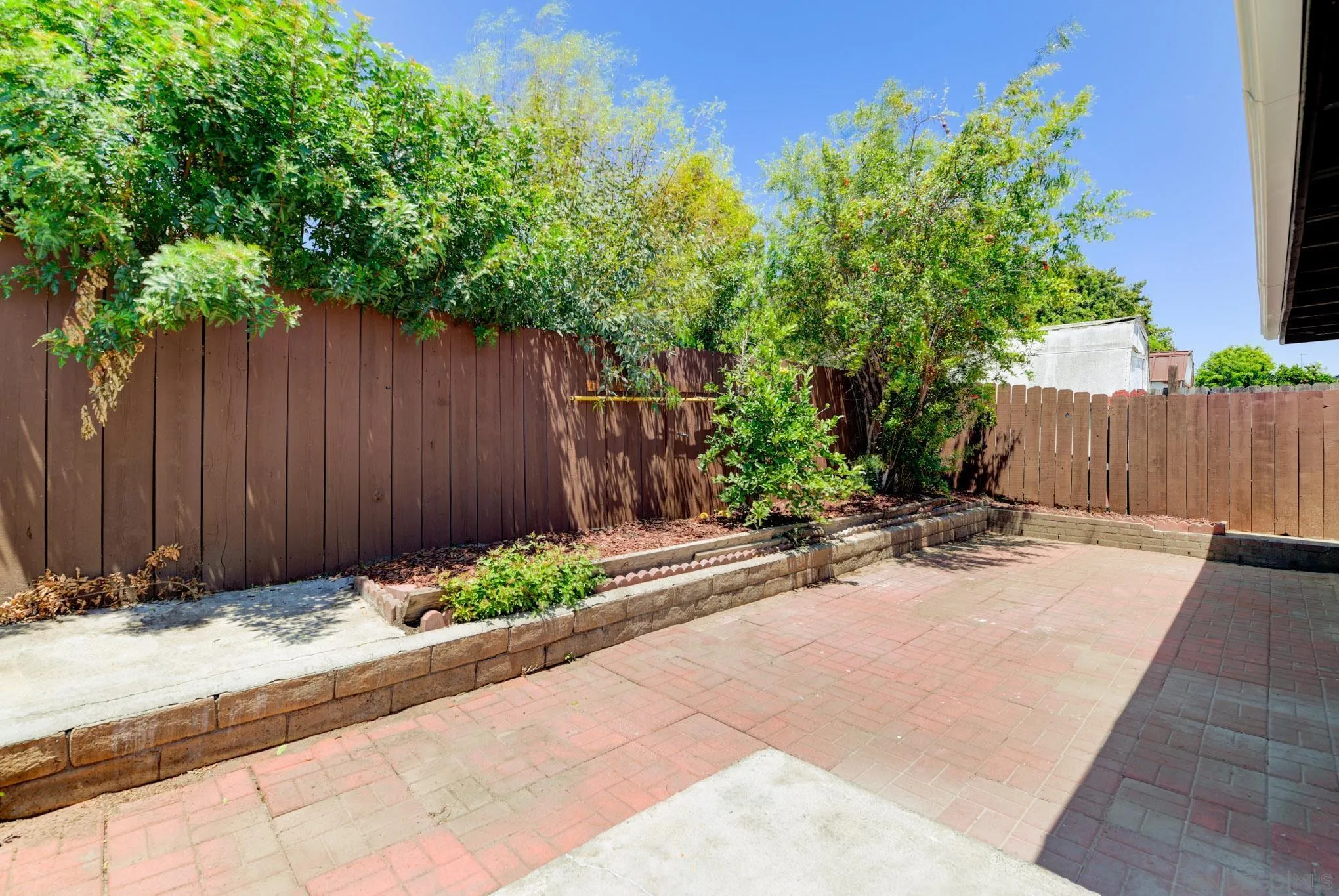 https://cdn.realtyfeed.com/cdn/127/260011659/a72ed147eb2810eb2683706326b95d5a.webp