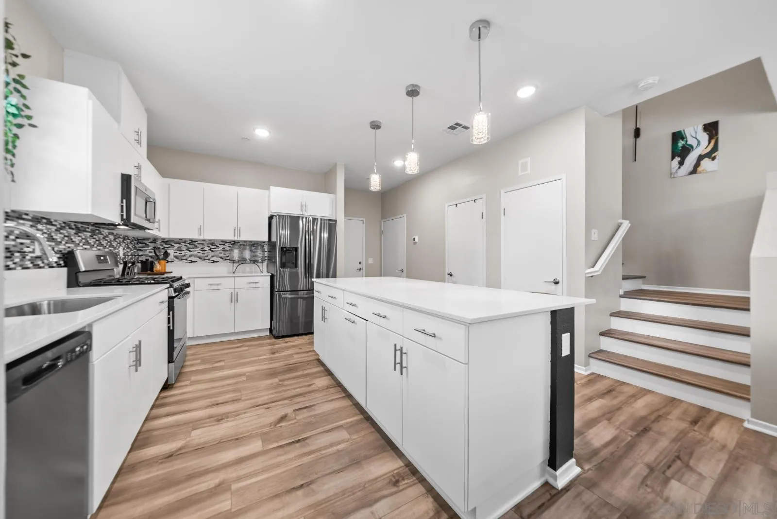 Photo #9: 260011660 Listing: Photo #9